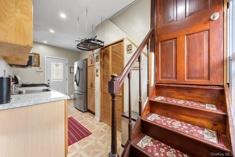 #6 photo, 171 Burke Avenue, 史丹頓島 Staten Island , NY 10314