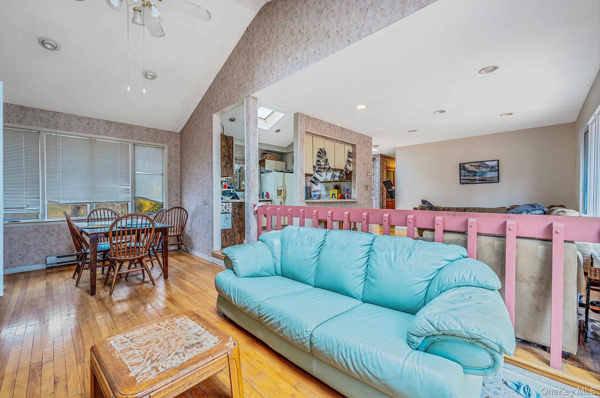 #12 photo, 194 Central Park Road, নাসাউ কাউন্টি Plainview , NY 11803