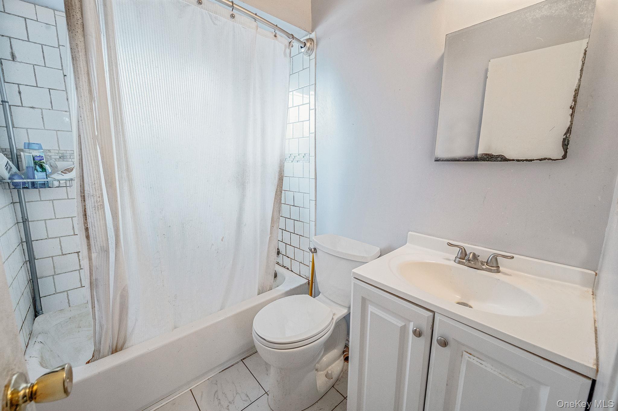 #16 photo, 194 Central Park Road, নাসাউ কাউন্টি Plainview , NY 11803