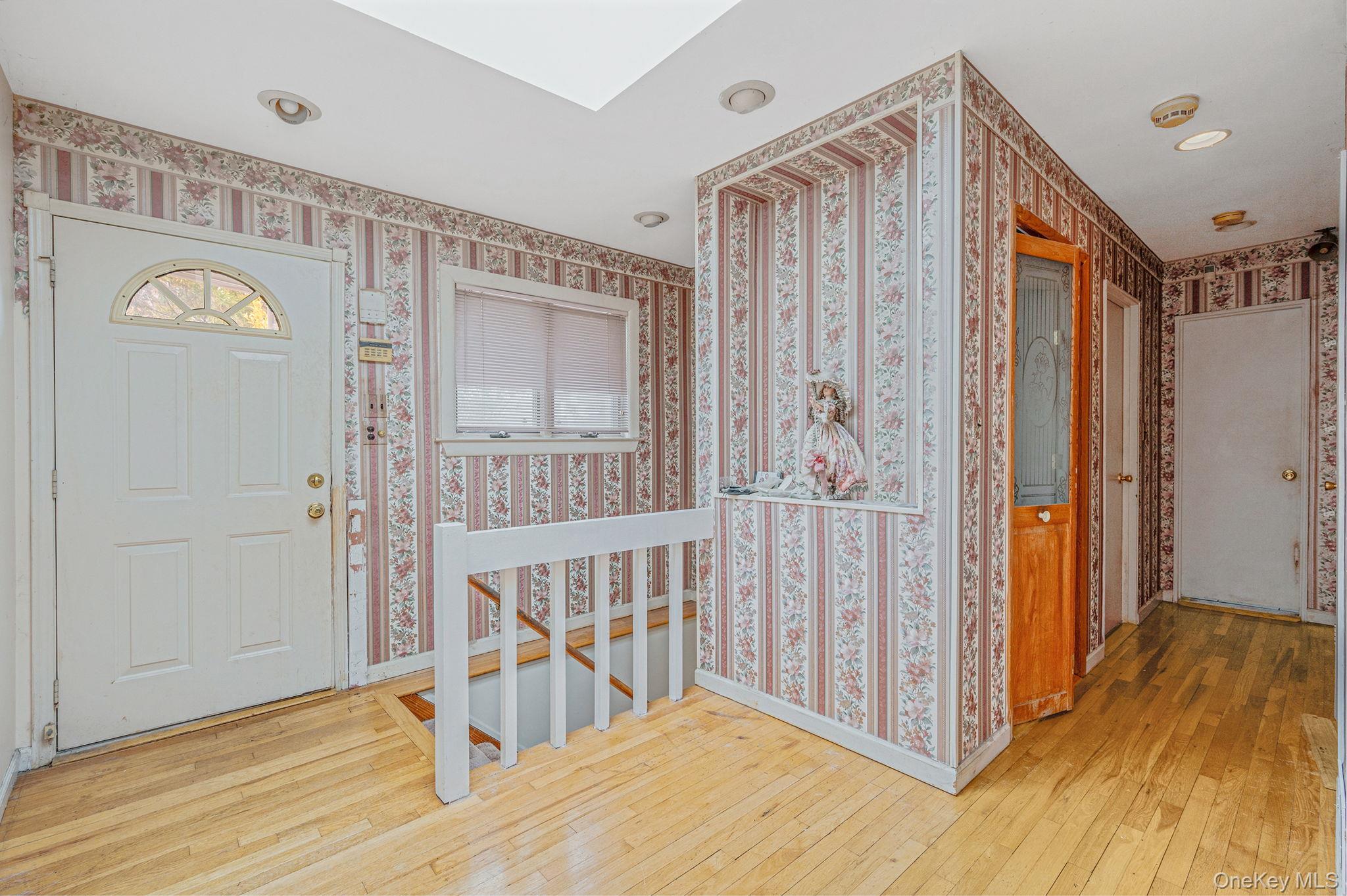 #5 photo, 194 Central Park Road, নাসাউ কাউন্টি Plainview , NY 11803