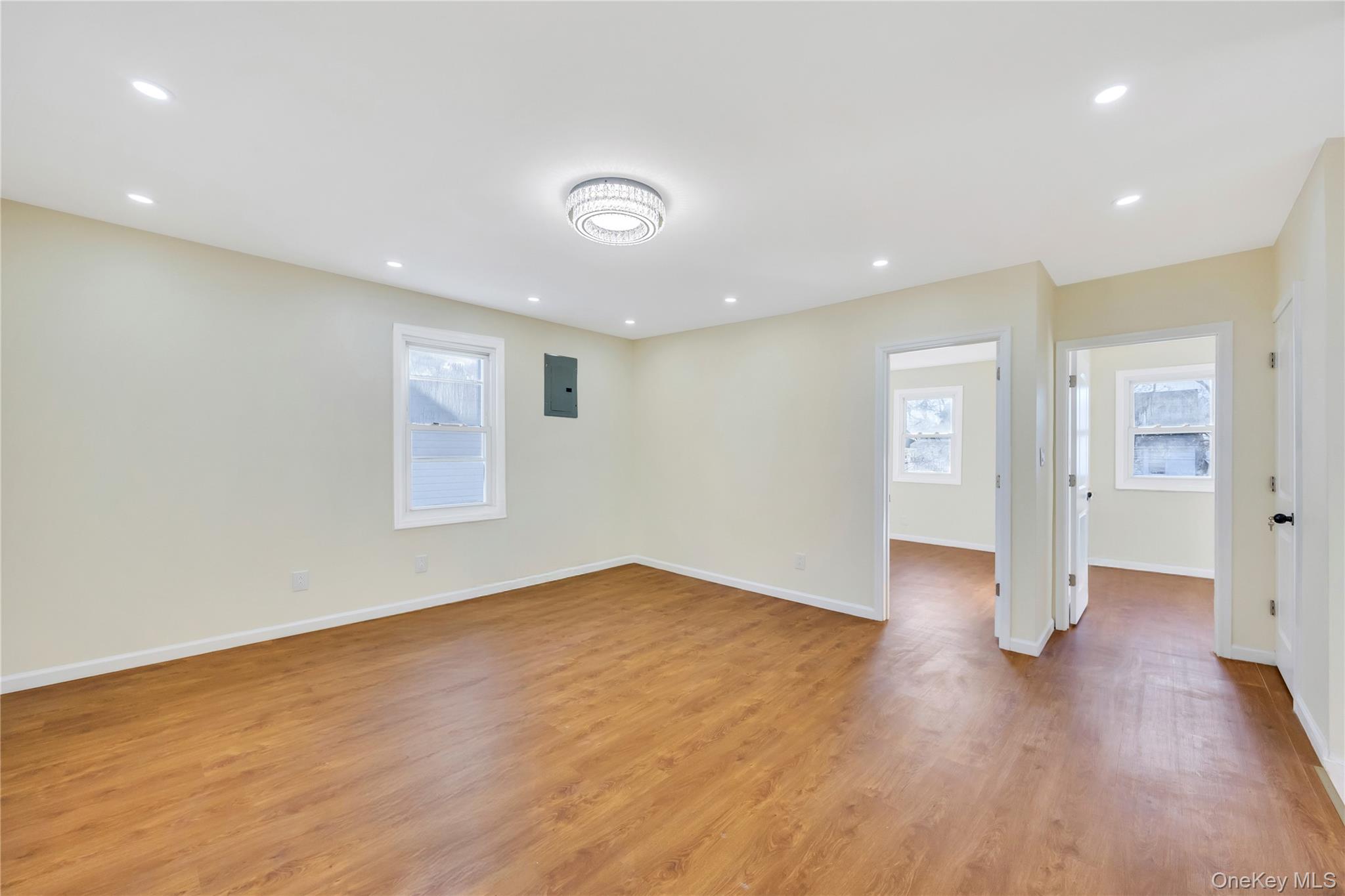 #5 photo, 100-35 204th Street, كوينز Hollis , NY 11423