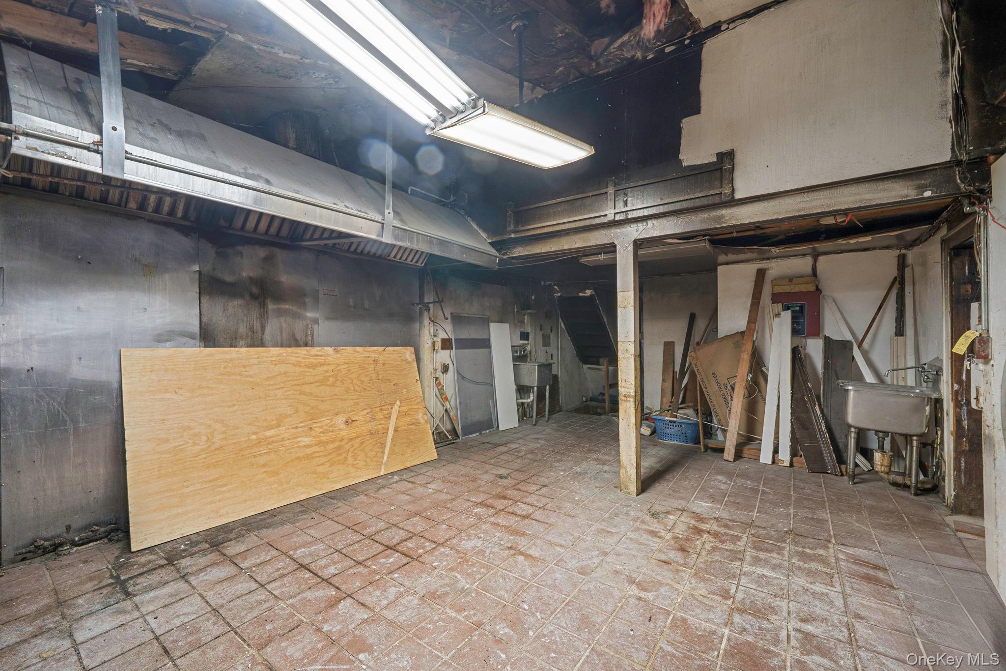 #7 photo, 605 Route 25A, 東長島 Rocky Point , NY 11778