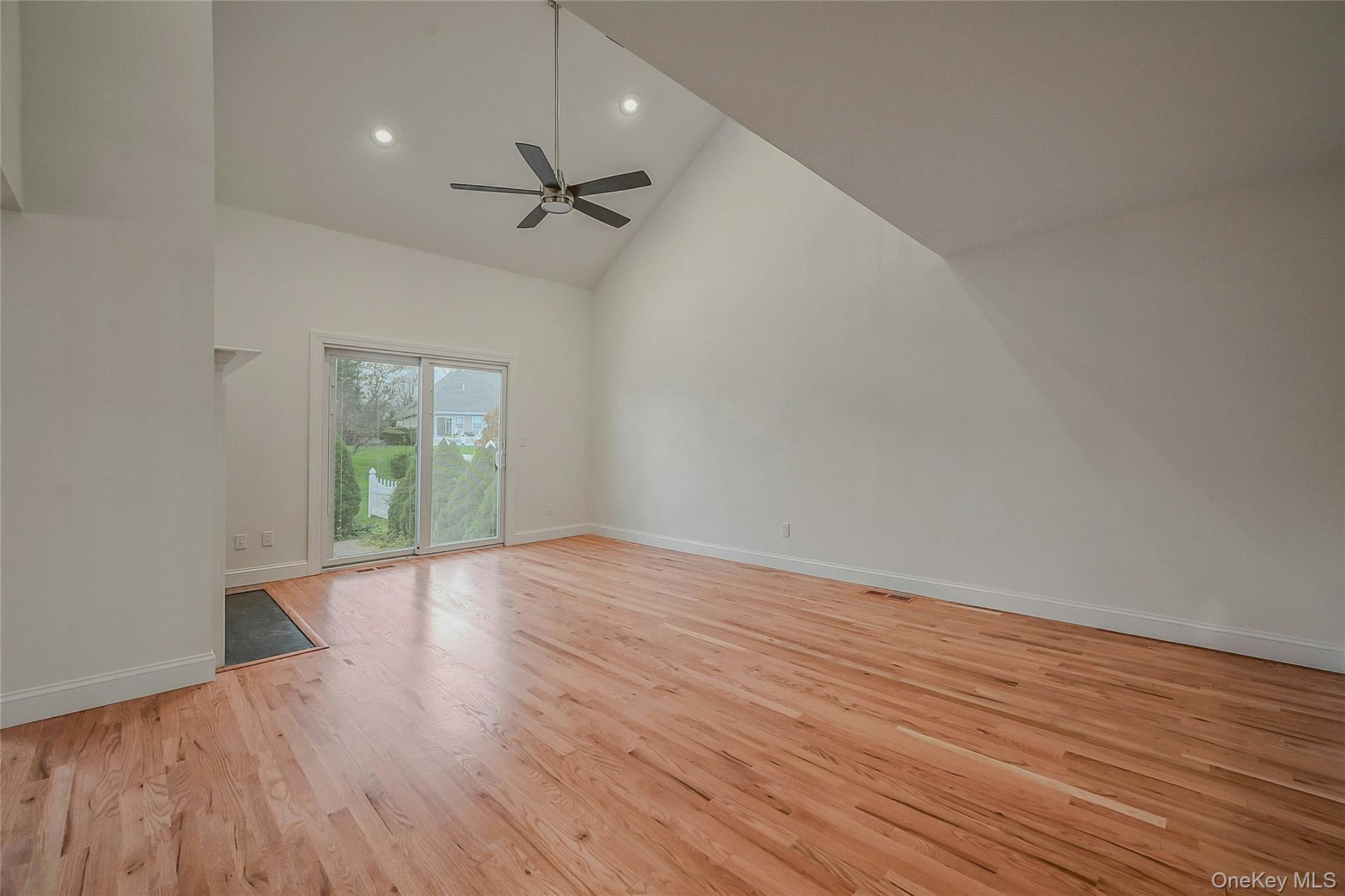 #8 photo, 98 Scenic Lake Drive, Riverhead , NY 11901