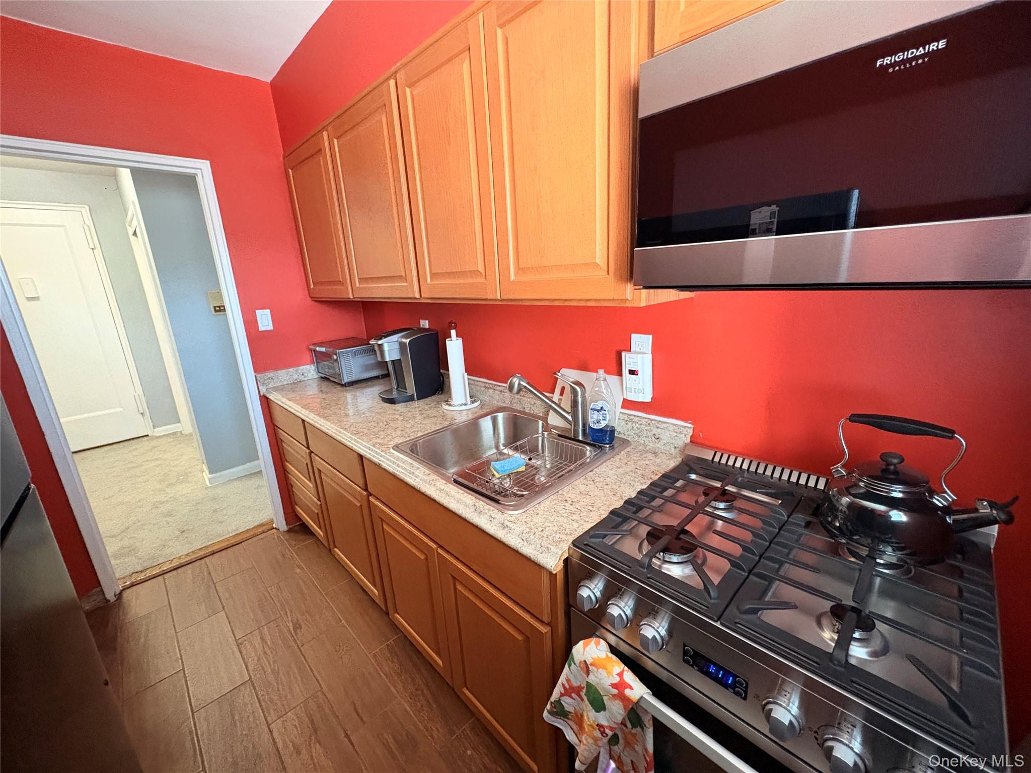 #6 photo, 25 Elizabeth Street, Farmingdale , NY 11735