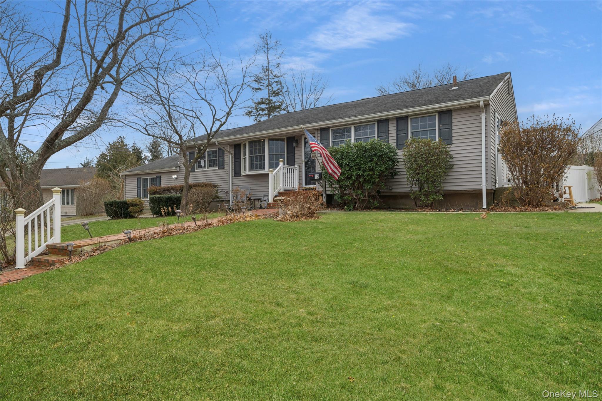 #1 photo, 12 Gail Court, سوفولك Kings Park , NY 11754