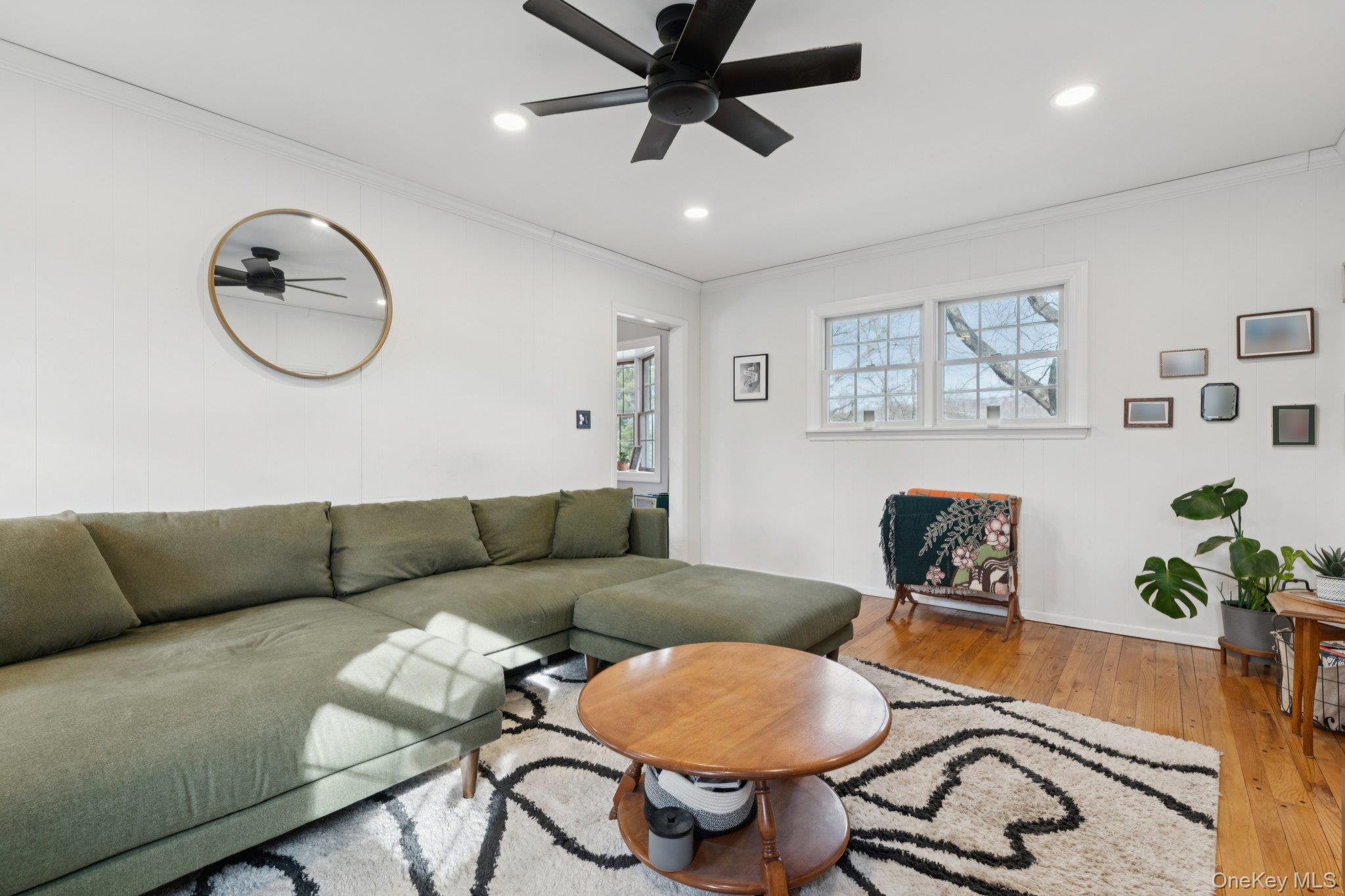 #5 photo, 12 Gail Court, سوفولك Kings Park , NY 11754