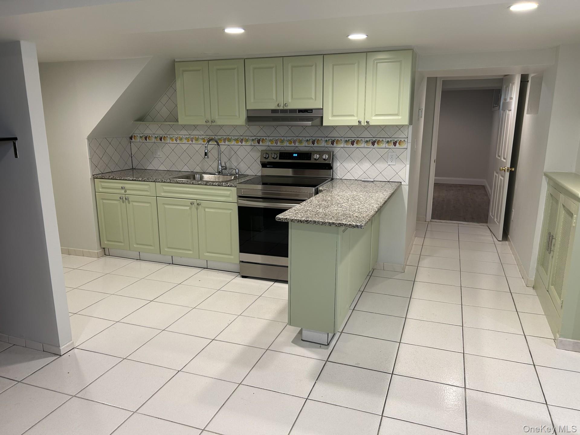 #8 photo, 15 Maple Street, Dobbs Ferry , NY 10522