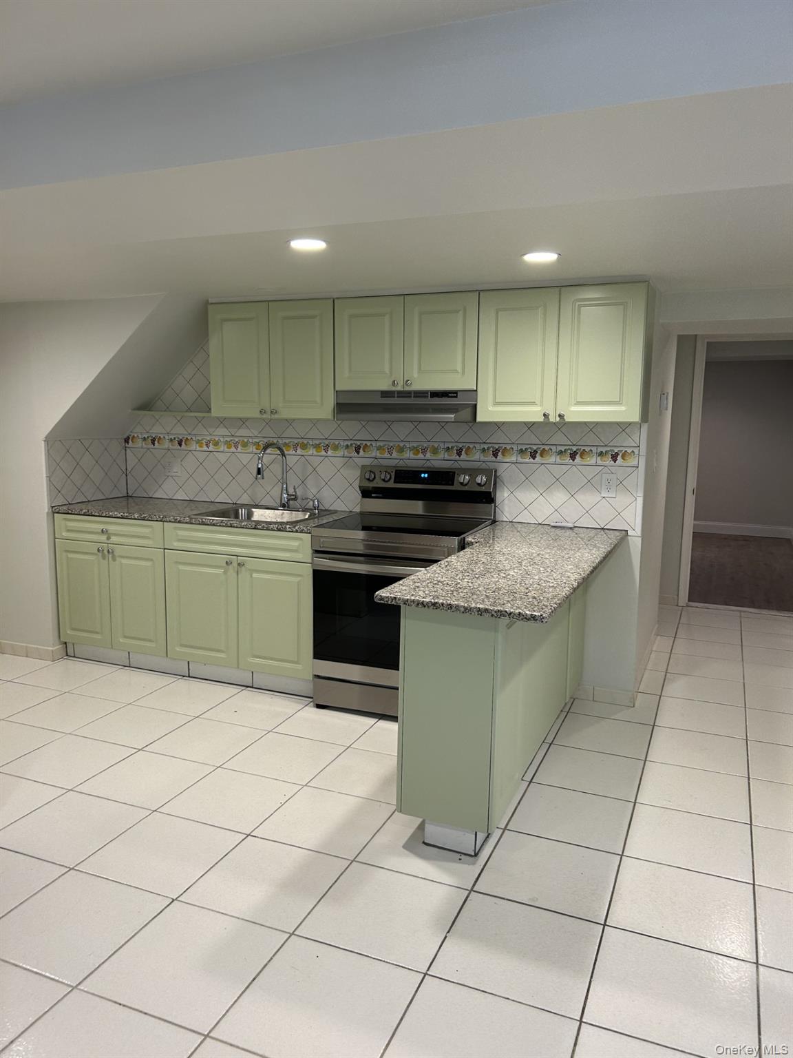 #9 photo, 15 Maple Street, Dobbs Ferry , NY 10522