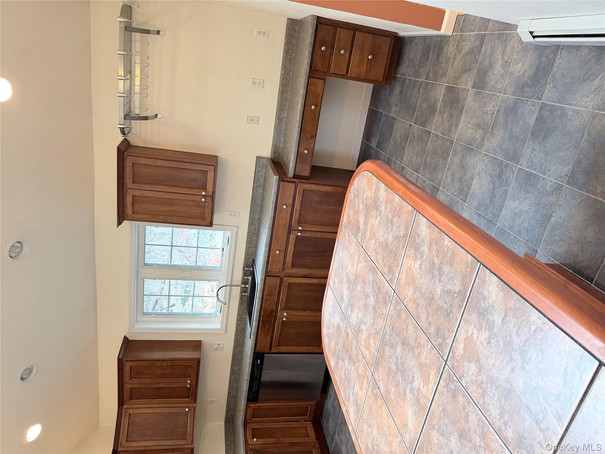 #12 photo, 1043 Roosa Gap Road, Pine Bush , NY 12566