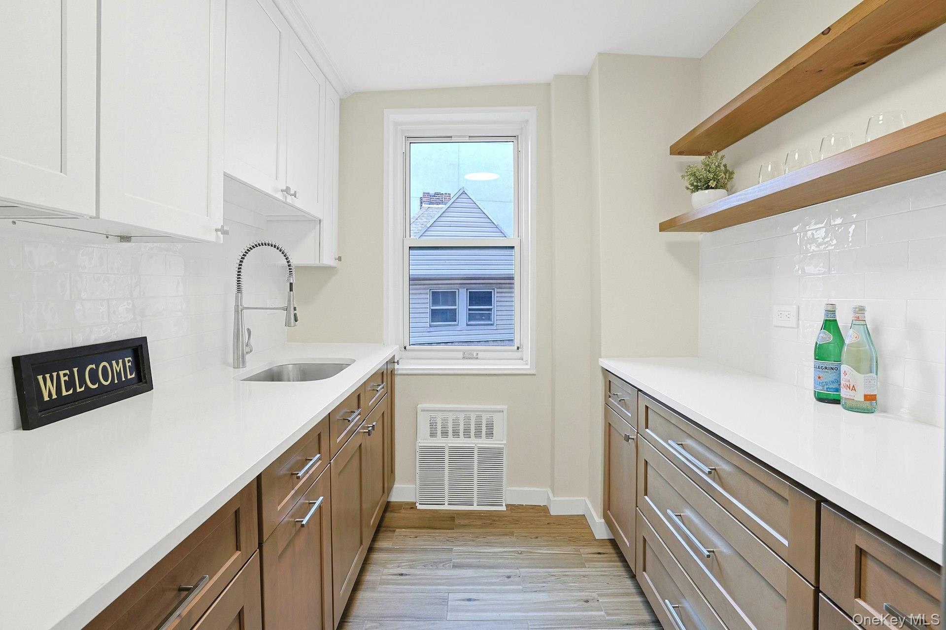 #4 photo, 3363 Sedgwick Avenue, Bronx , NY 10463