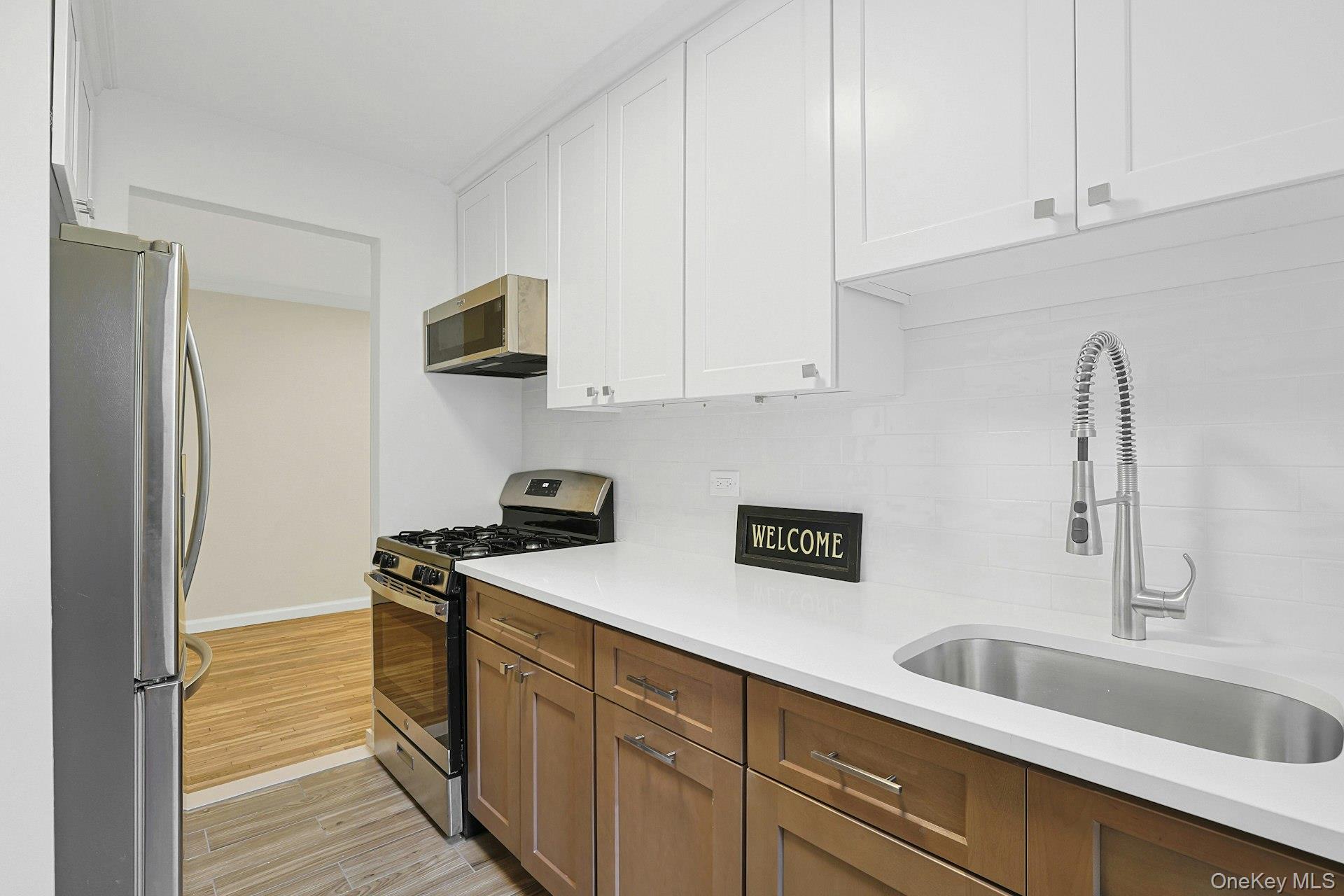 #7 photo, 3363 Sedgwick Avenue, Bronx , NY 10463