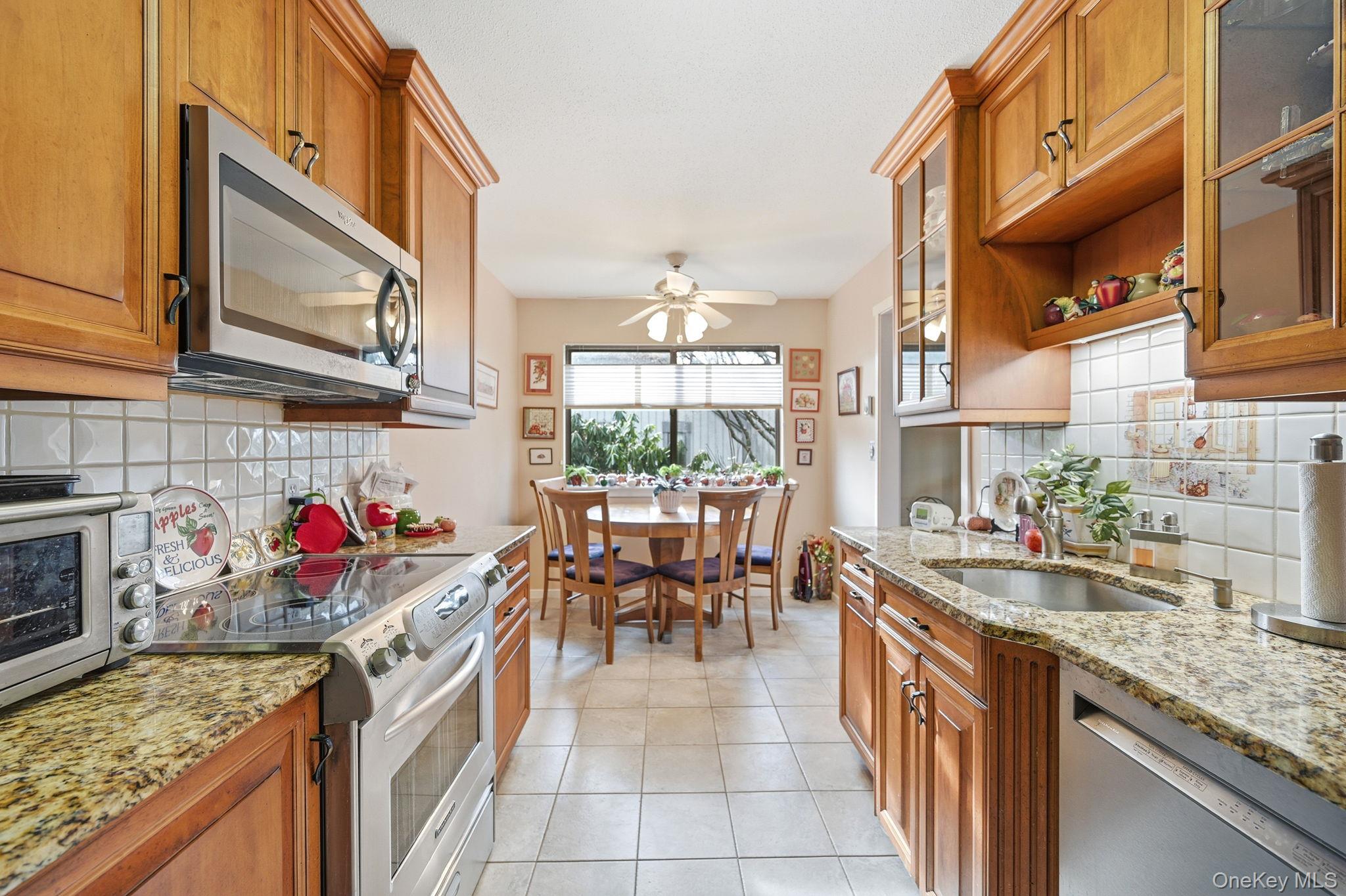 #13 photo, 59 Heritage Hills, Somers , NY 10589