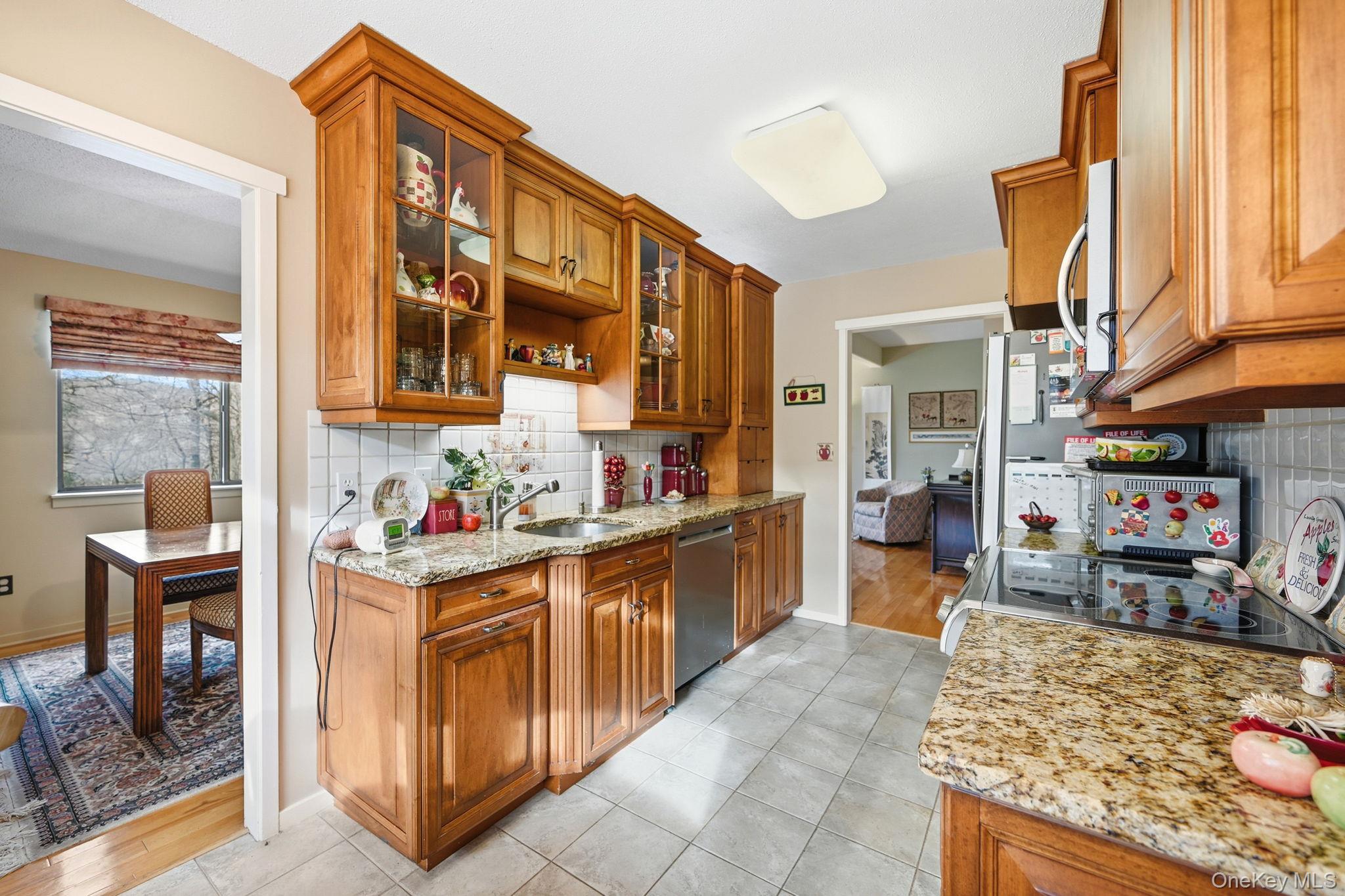 #16 photo, 59 Heritage Hills, Somers , NY 10589