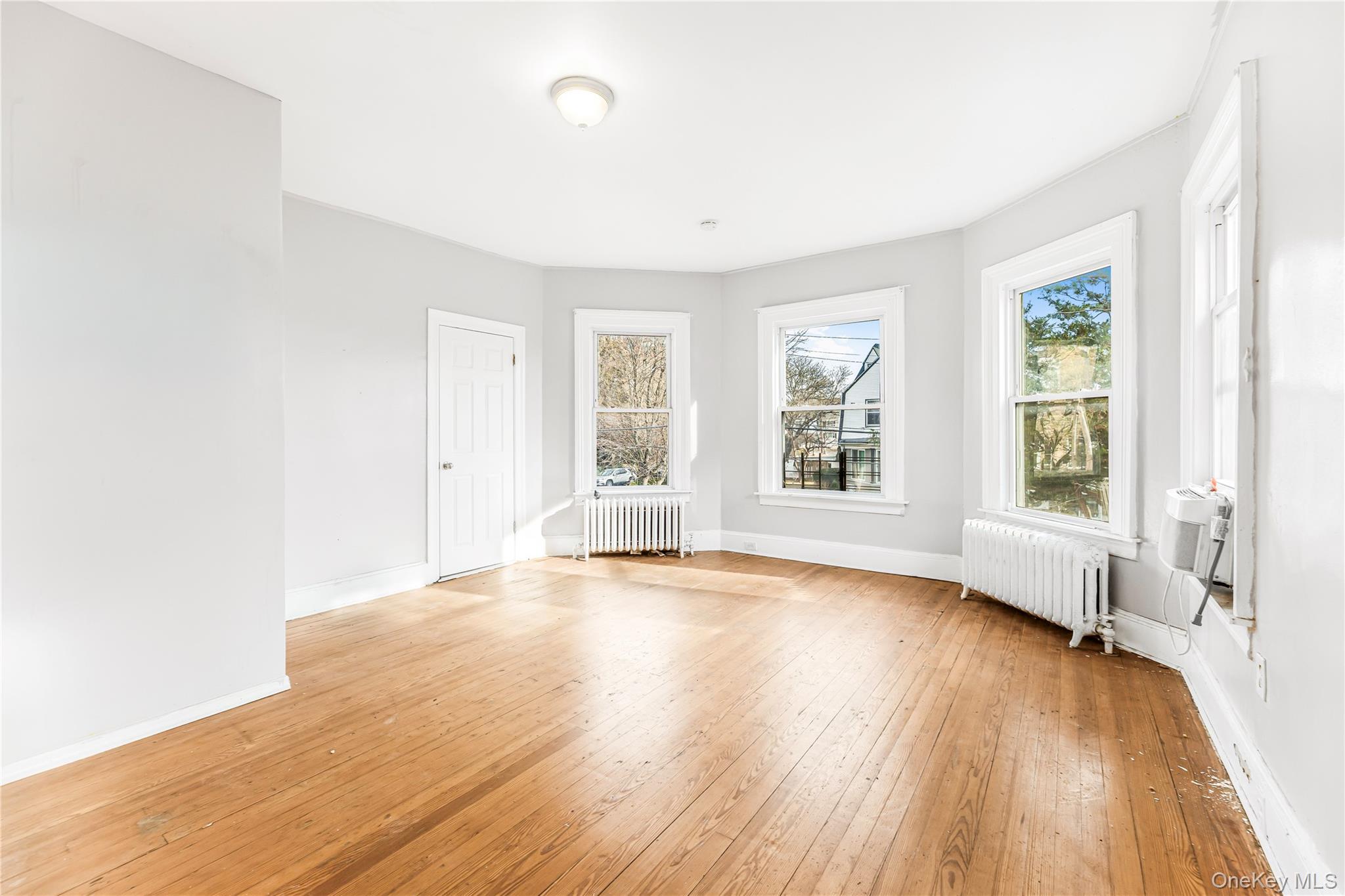 #20 photo, 214 E Prospect Avenue, Mount Vernon , NY 10550