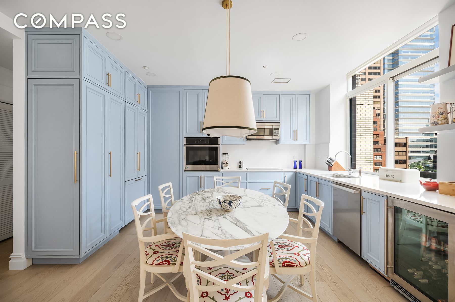 #3 photo, 212 E 57th Street, Midtown East , NY 10022