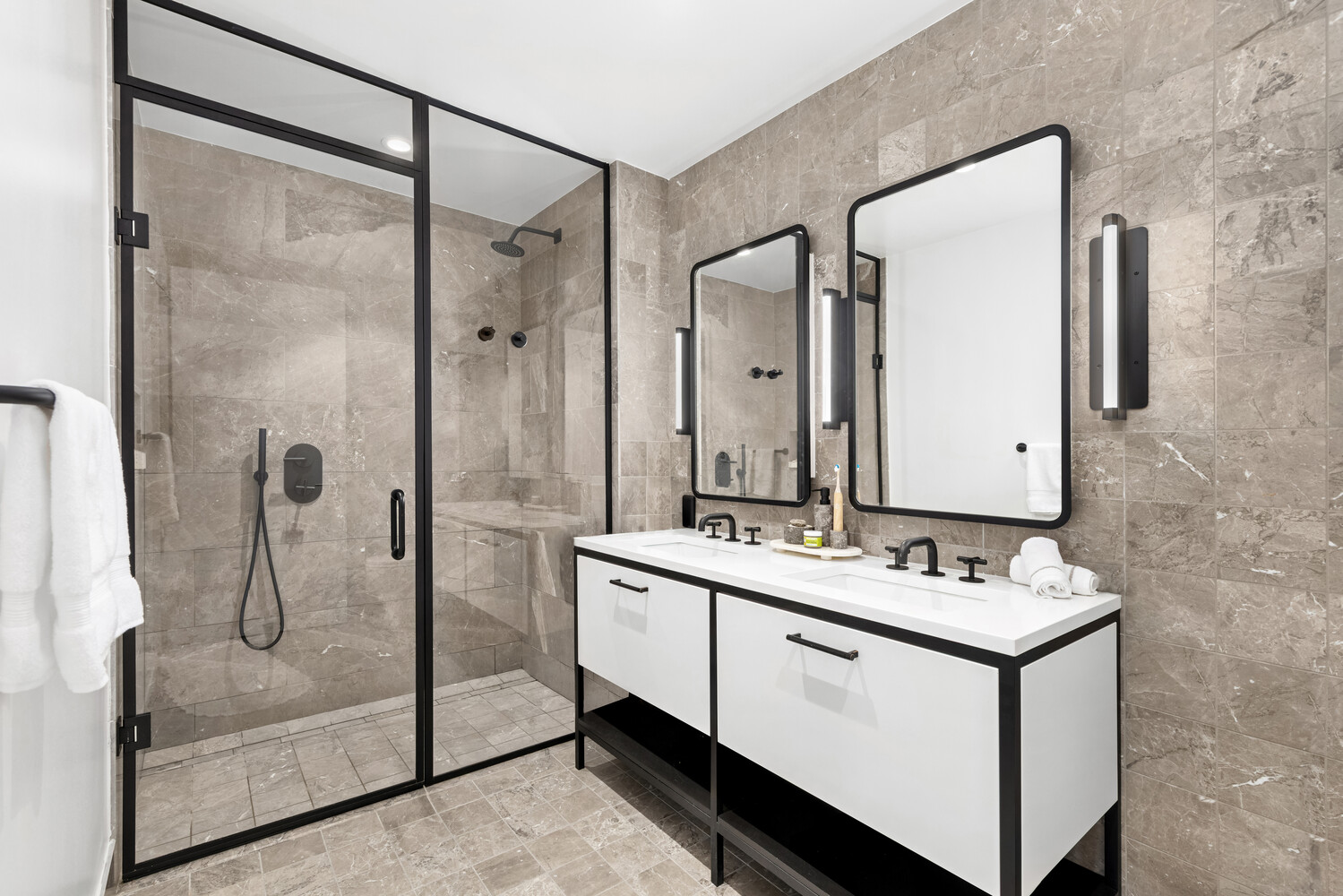 #10 photo, Brooklyn, Greenpoint , NY 11222