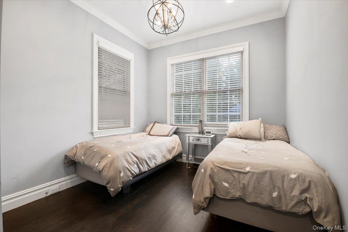 #11 photo, 335 Summit Avenue, 롱 아일랜드 Cedarhurst , NY 11516