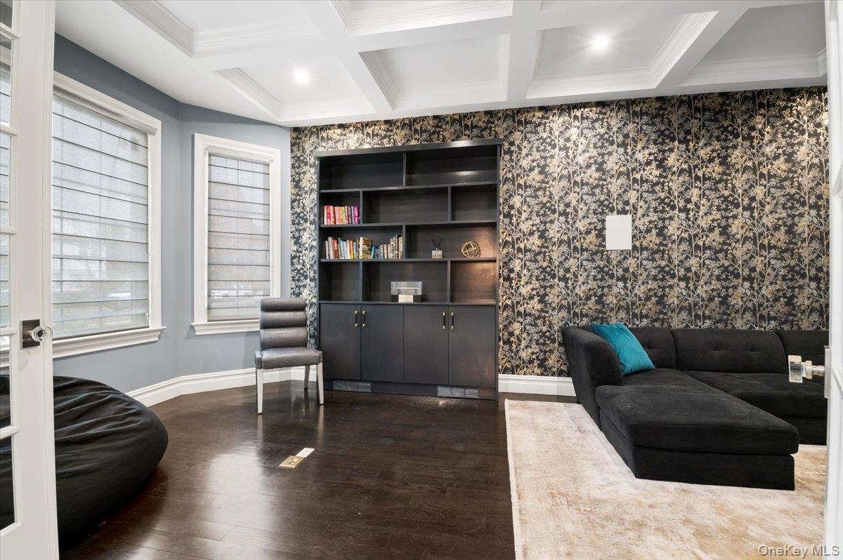 #14 photo, 335 Summit Avenue, 롱 아일랜드 Cedarhurst , NY 11516