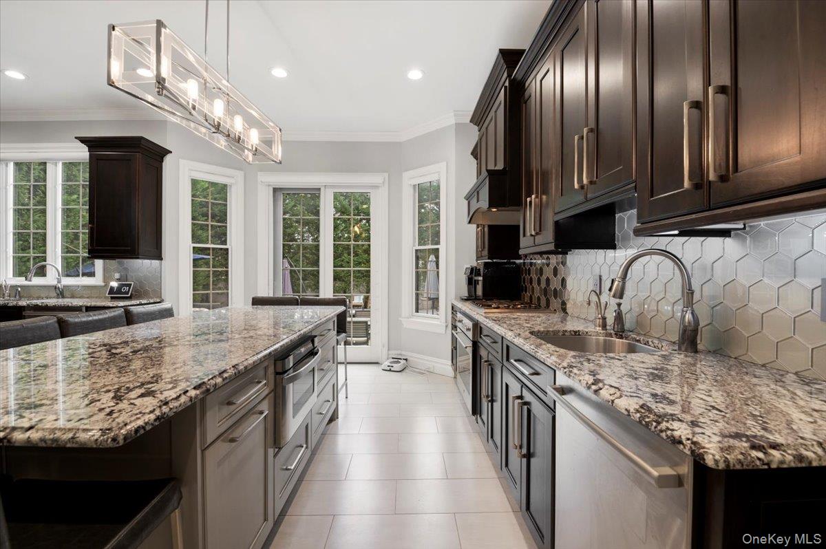 #7 photo, 335 Summit Avenue, 롱 아일랜드 Cedarhurst , NY 11516