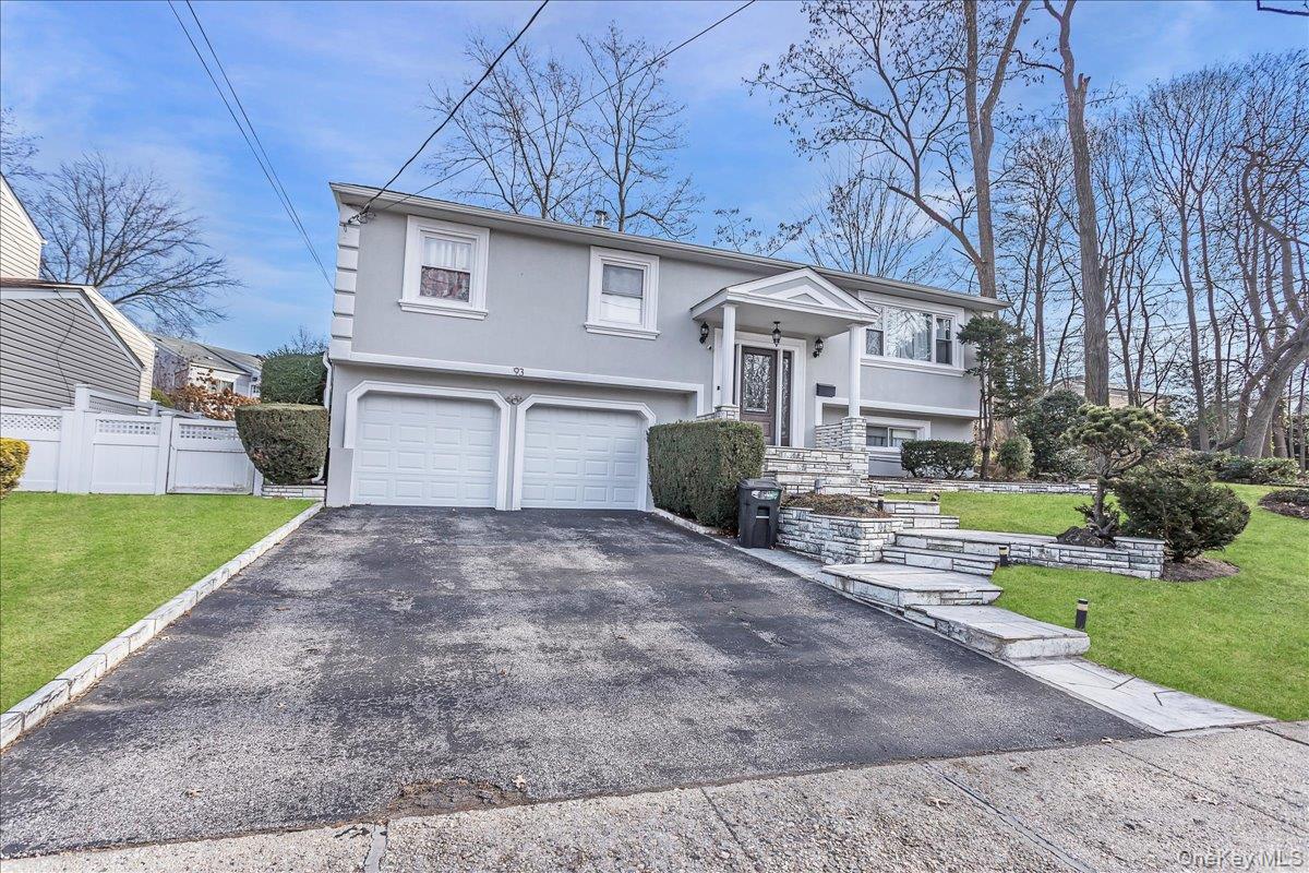 #1 photo, 93 Searingtown Road, Albertson , NY 11507