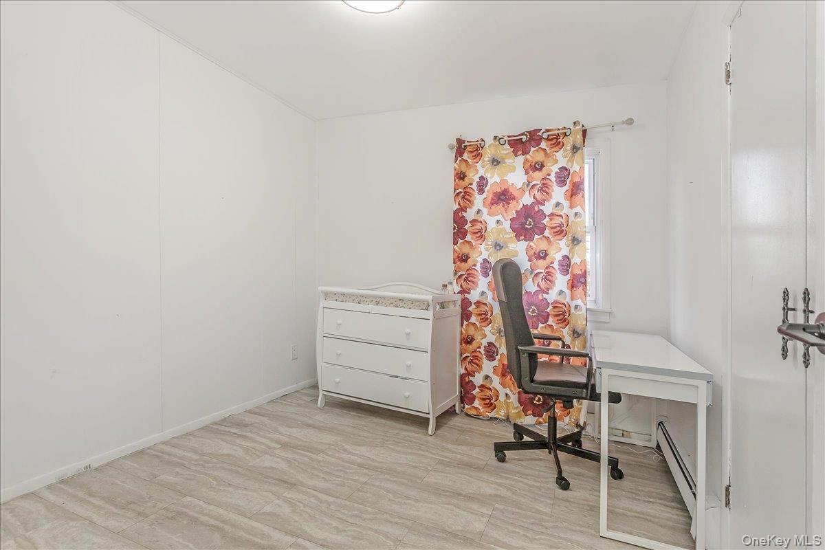 #12 photo, 93 Searingtown Road, Albertson , NY 11507