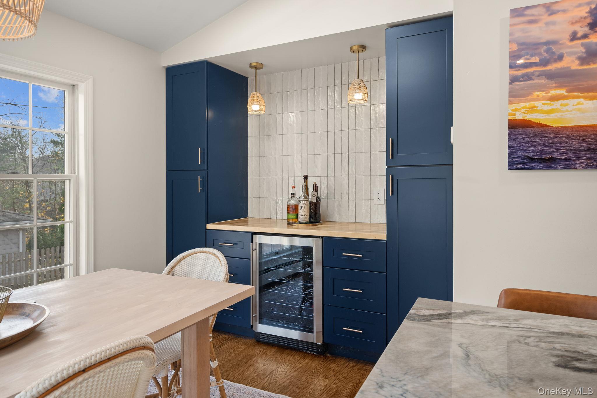 #9 photo, 3 Kew Court, Huntington , NY 11743