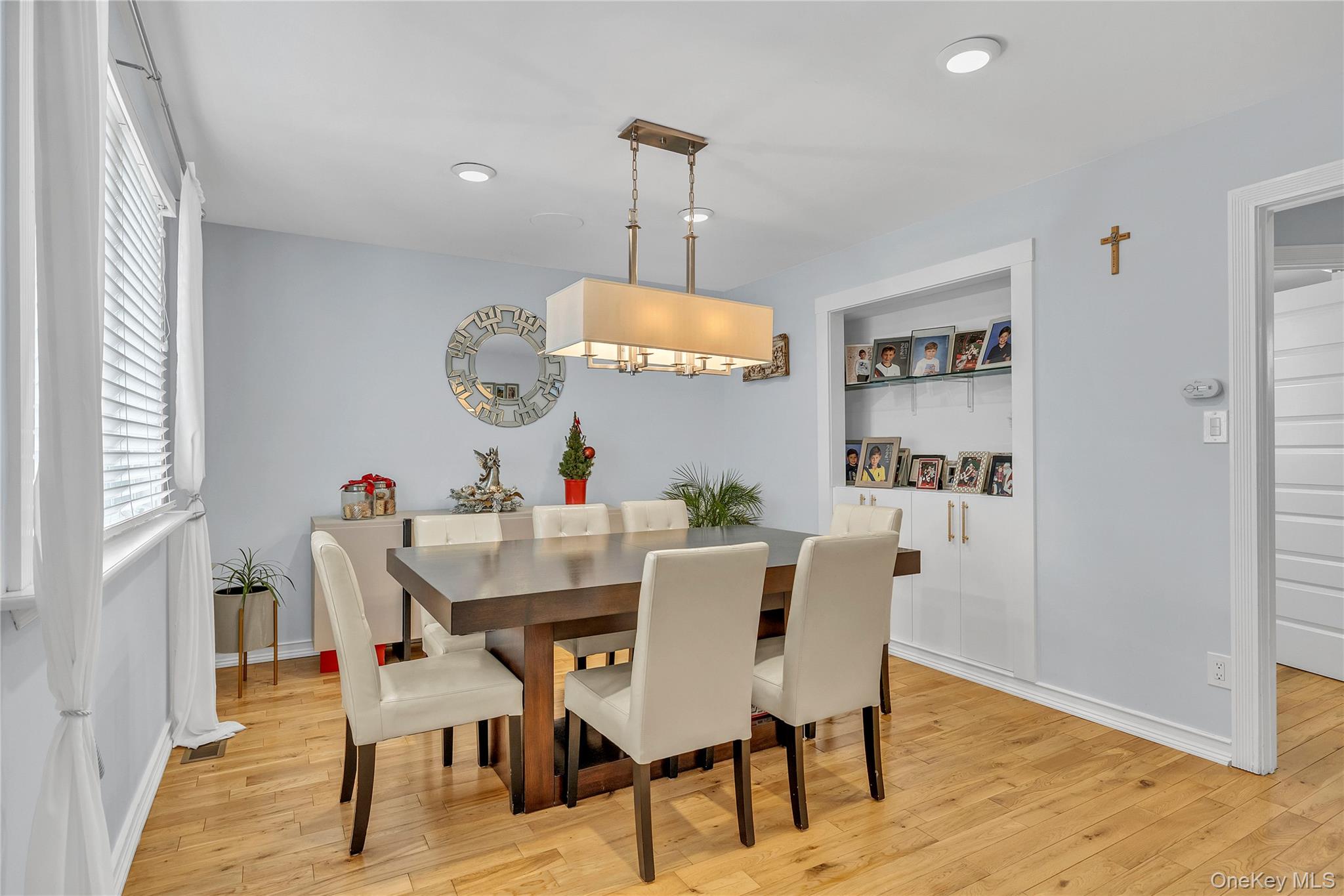 #14 photo, 1863 Chester Drive, নাসাউ কাউন্টি East Meadow , NY 11554