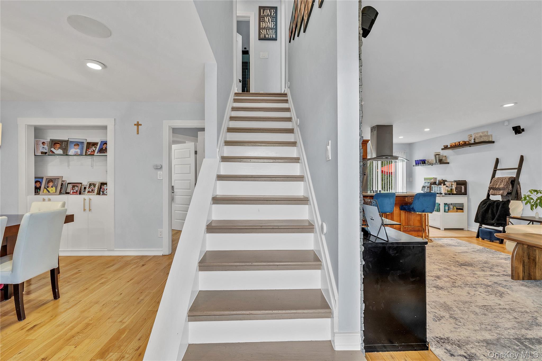 #17 photo, 1863 Chester Drive, নাসাউ কাউন্টি East Meadow , NY 11554