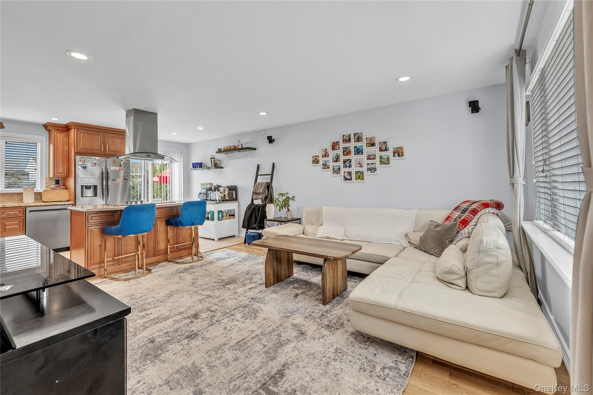 #5 photo, 1863 Chester Drive, নাসাউ কাউন্টি East Meadow , NY 11554