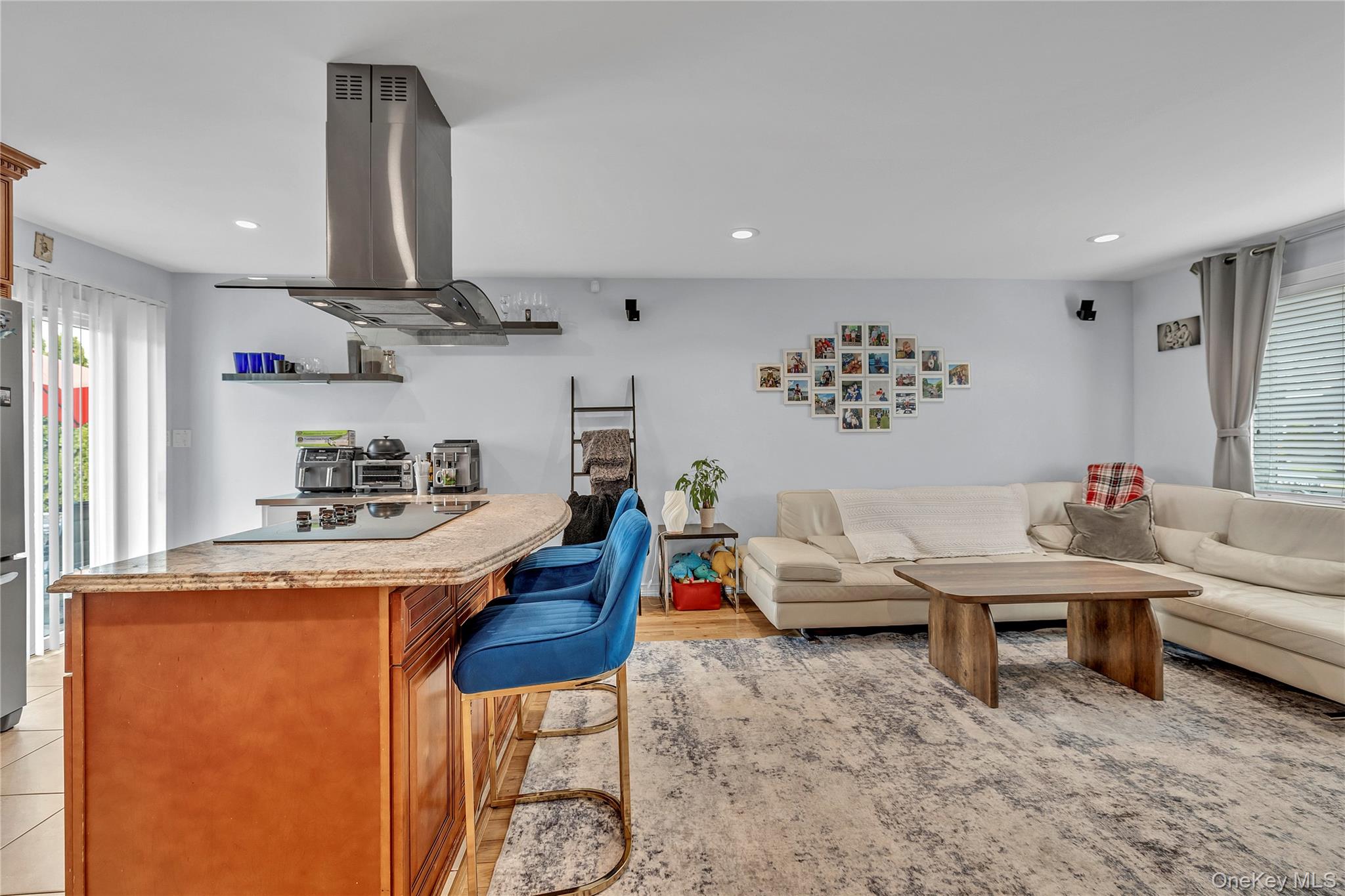 #8 photo, 1863 Chester Drive, নাসাউ কাউন্টি East Meadow , NY 11554