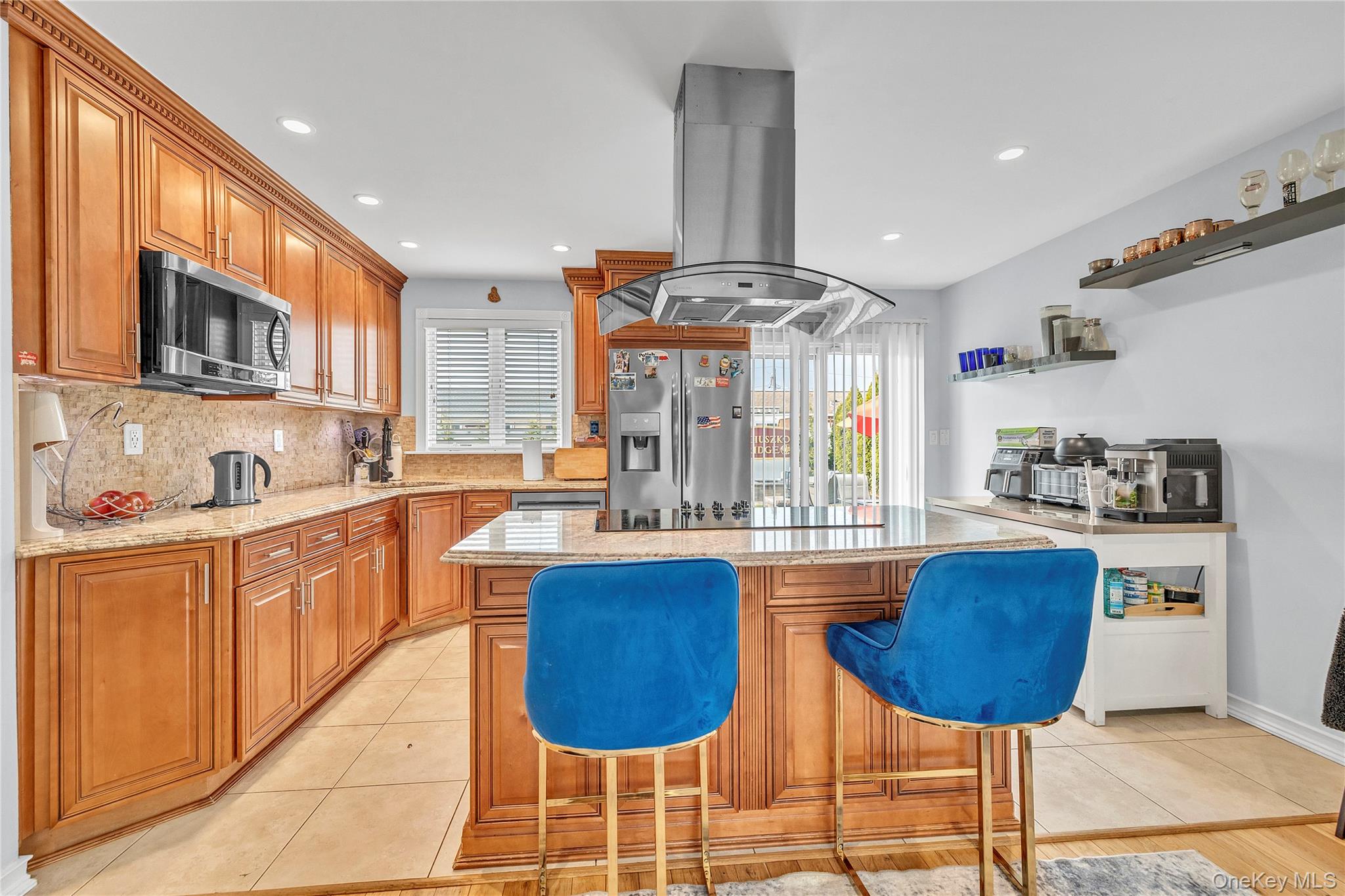 #9 photo, 1863 Chester Drive, নাসাউ কাউন্টি East Meadow , NY 11554