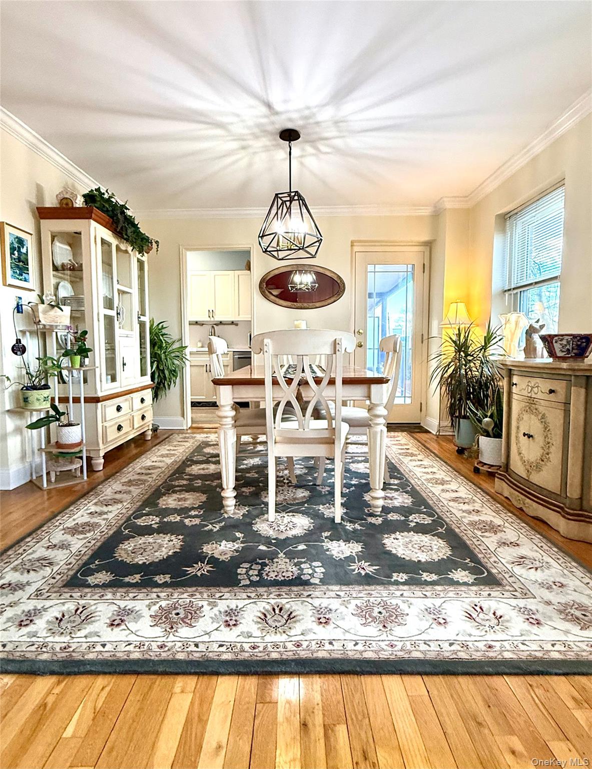 #5 photo, 30 Pearsall Avenue, নাসাউ কাউন্টি Glen Cove , NY 11542