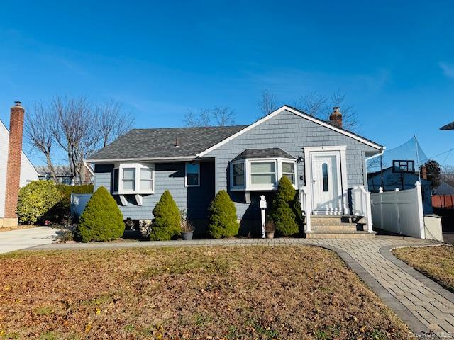 #1 photo, 9 Ferndale Drive, Hicksville , NY 11801