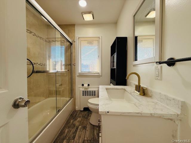 #16 photo, 9 Ferndale Drive, Hicksville , NY 11801