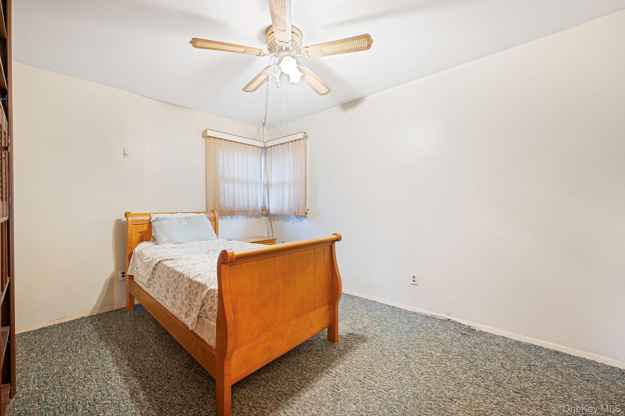 #17 photo, 12 Babylon Street, Islip Terrace , NY 11752