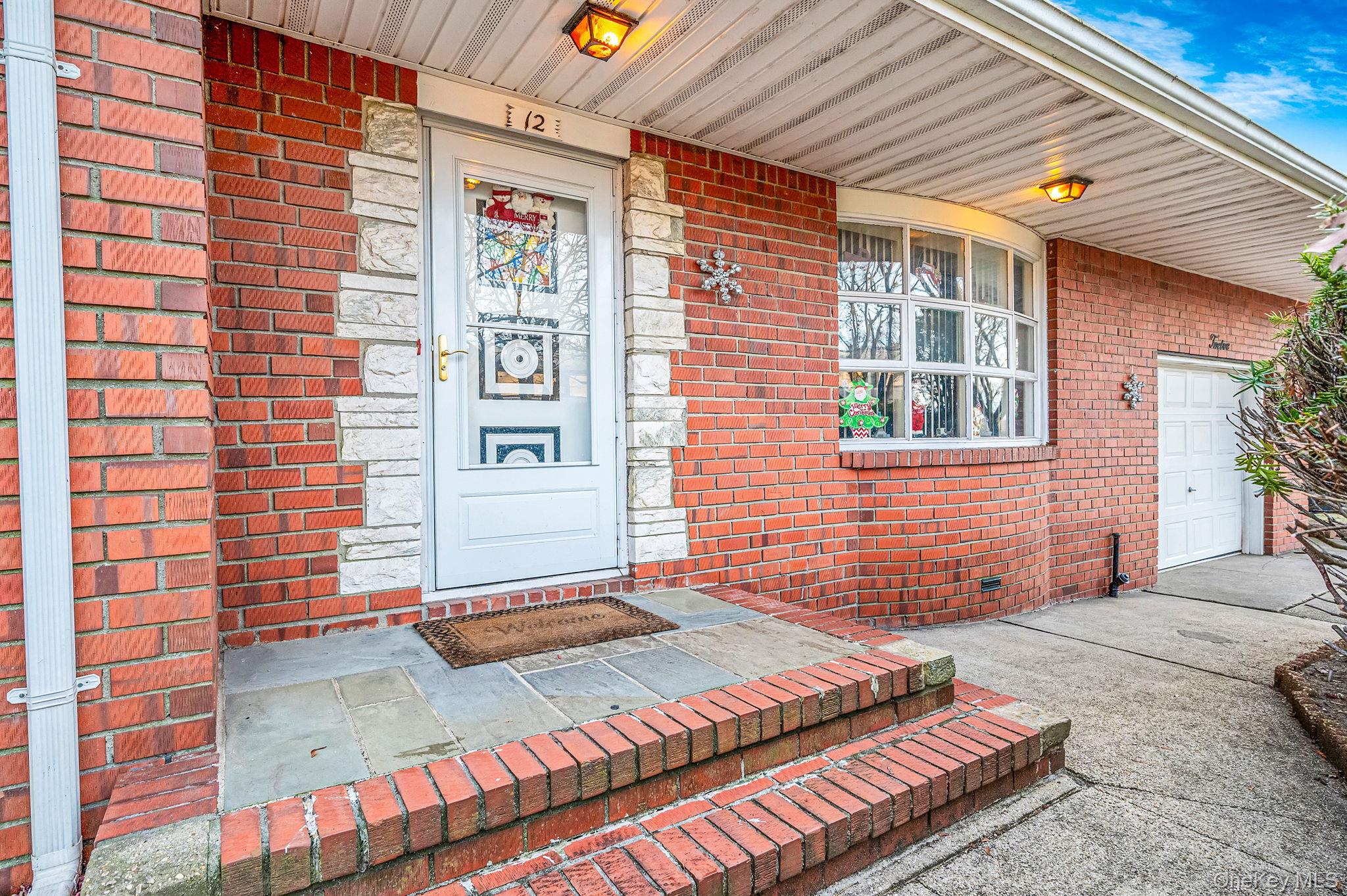 #5 photo, 12 Babylon Street, Islip Terrace , NY 11752