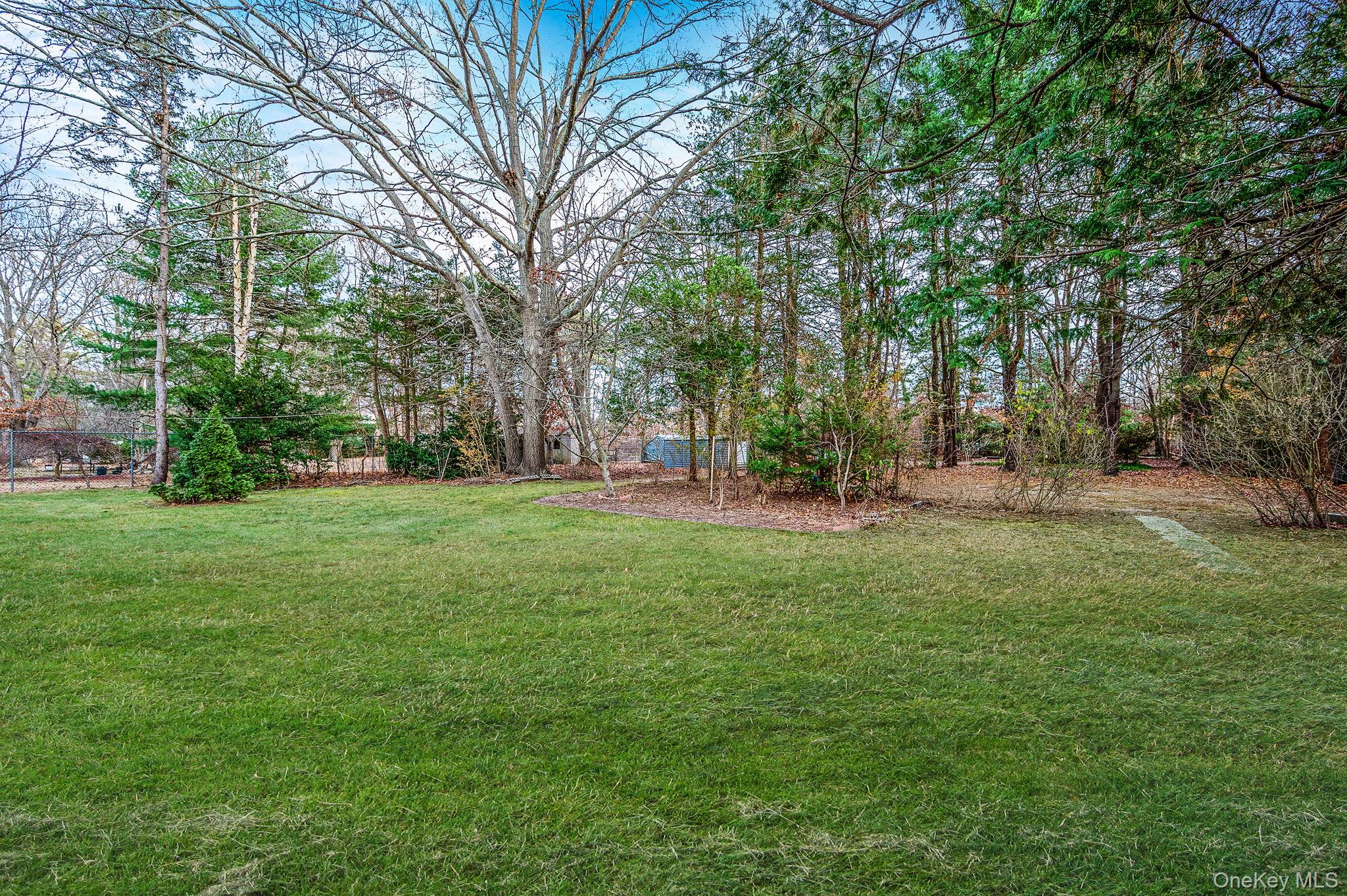 #8 photo, 12 Babylon Street, Islip Terrace , NY 11752