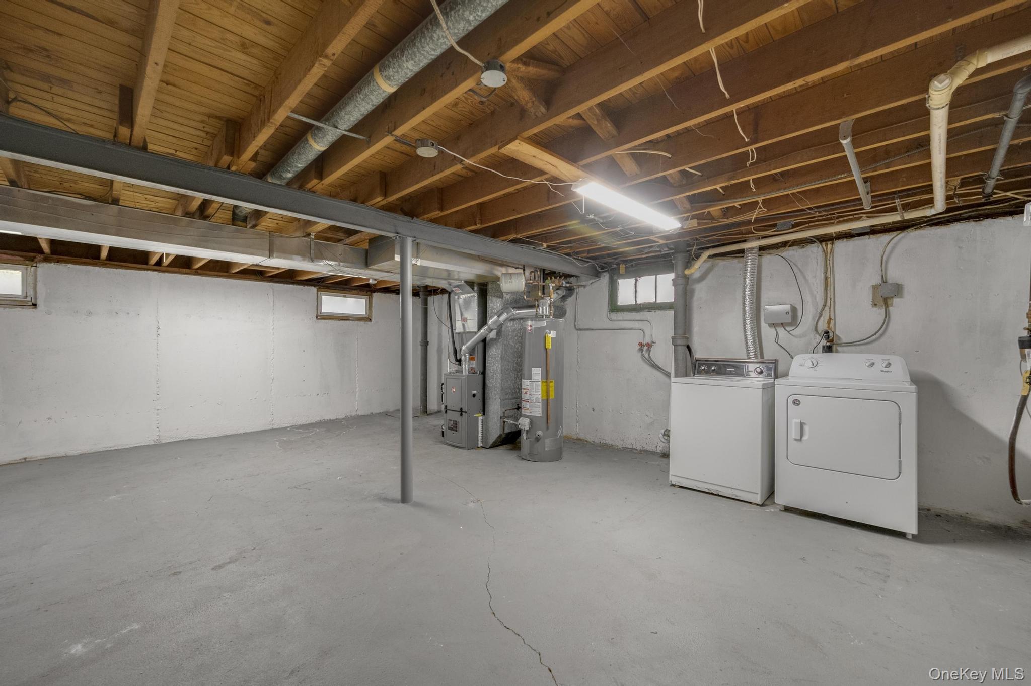 #16 photo, 22 Heath Lane, East Northport , NY 11731