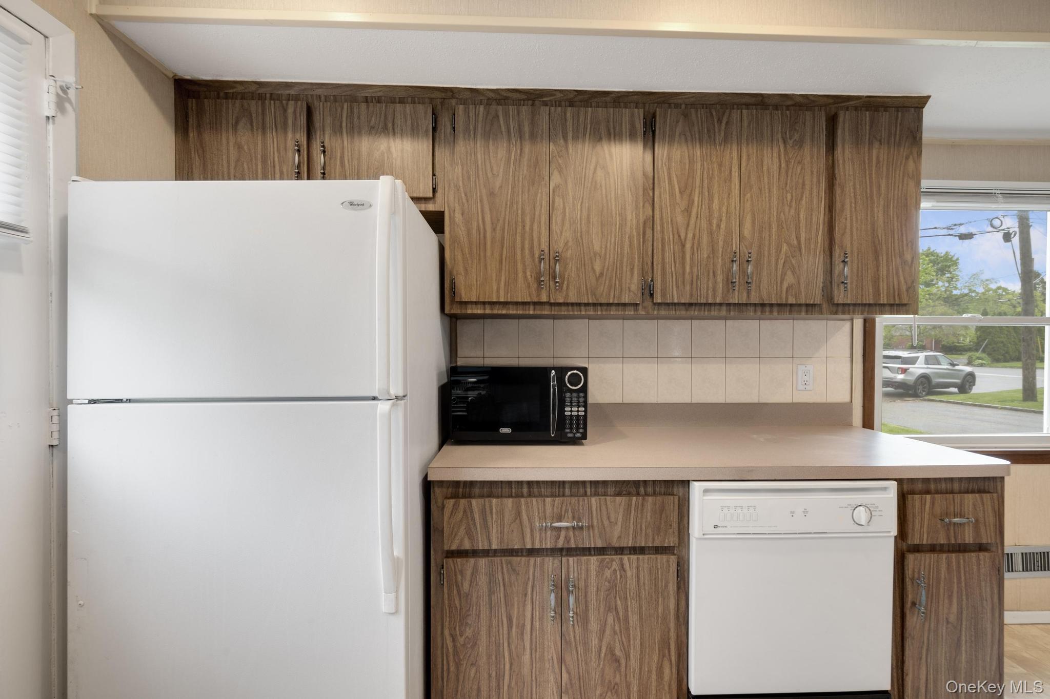 #7 photo, 22 Heath Lane, East Northport , NY 11731