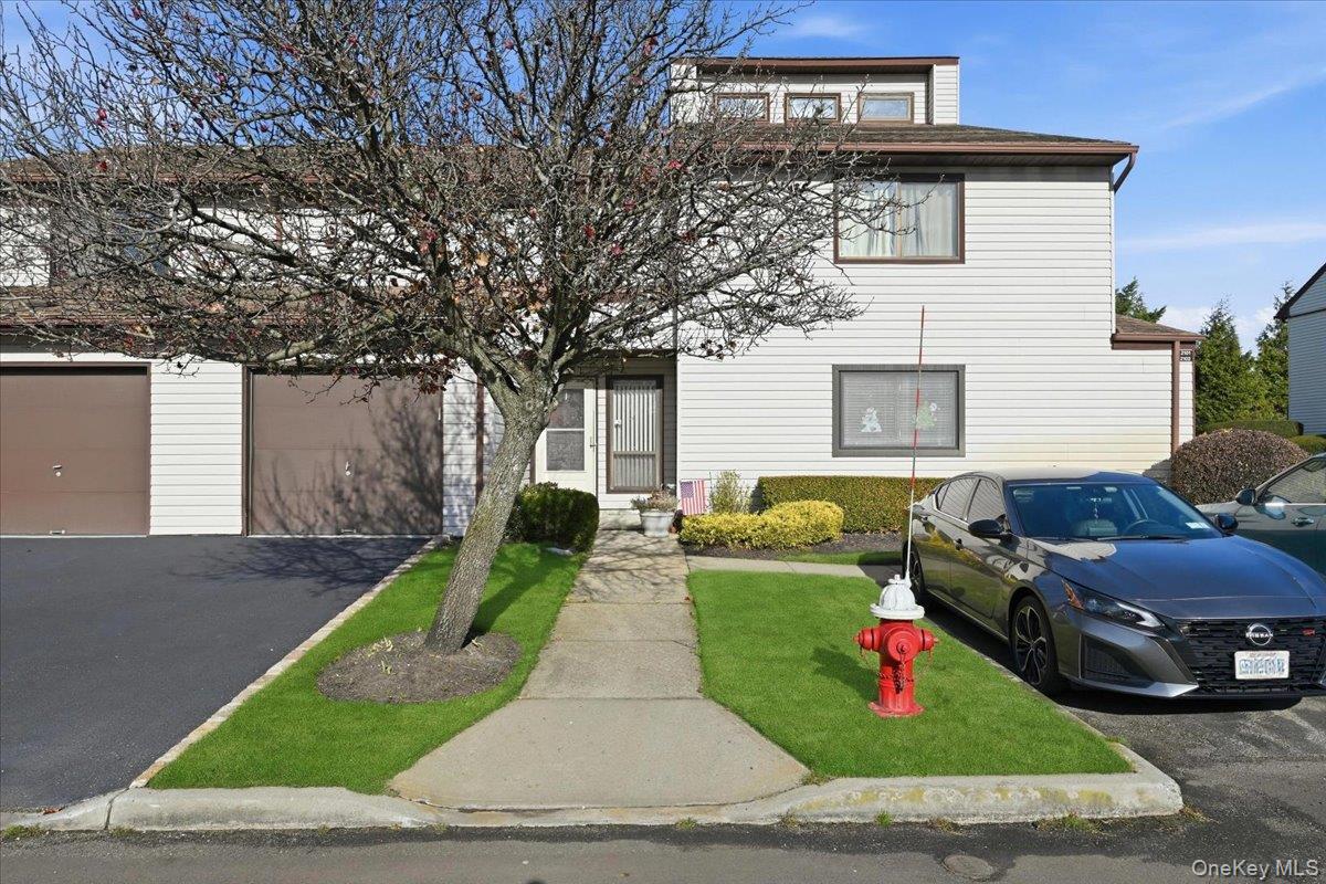 #3 photo, 100 Daly Boulevard, Oceanside , NY 11572