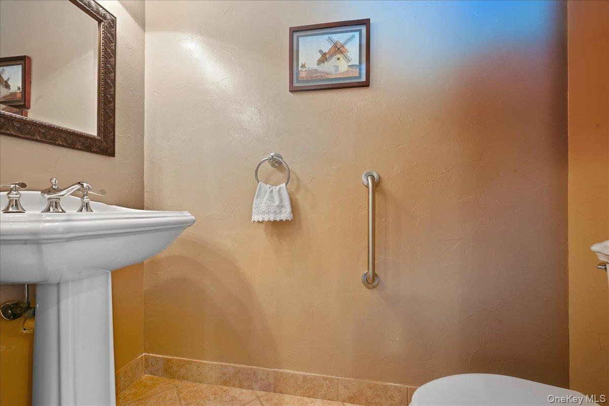 #7 photo, 100 Daly Boulevard, Oceanside , NY 11572