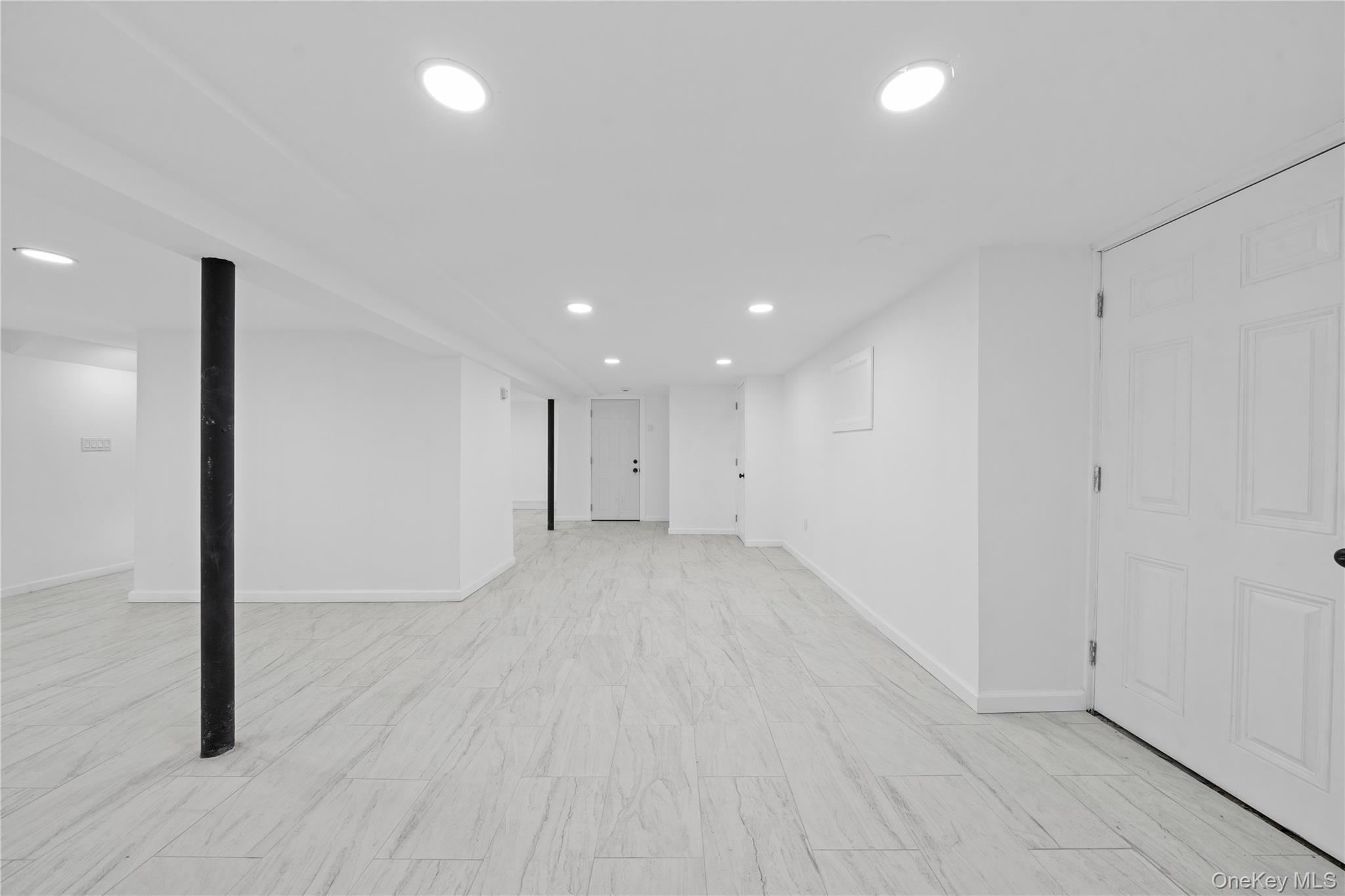 #17 photo, 193 N Arizona Road, West Babylon , NY 11704