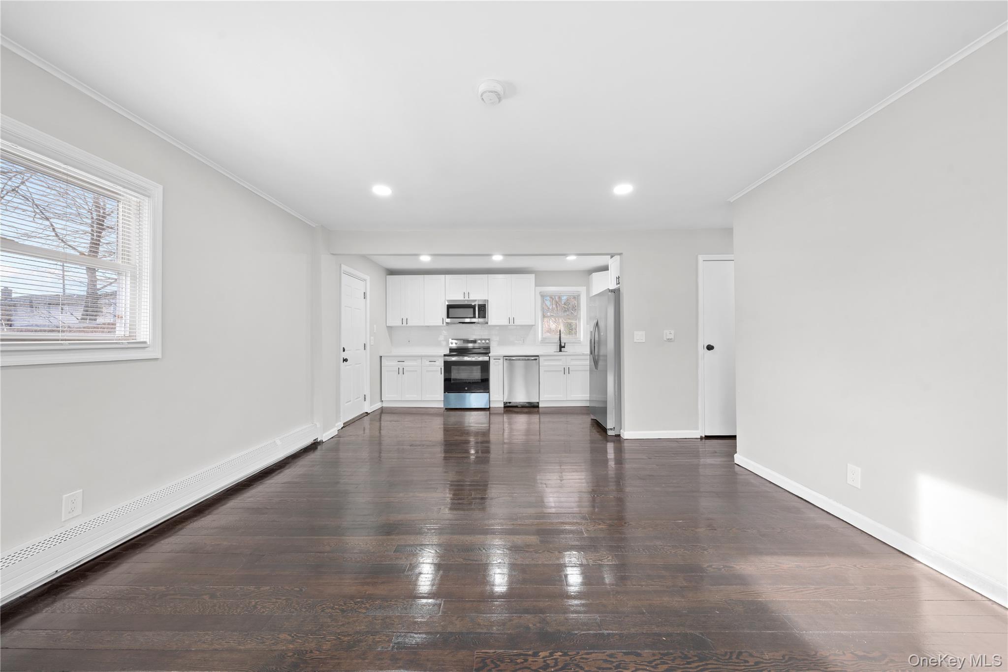 #3 photo, 193 N Arizona Road, West Babylon , NY 11704