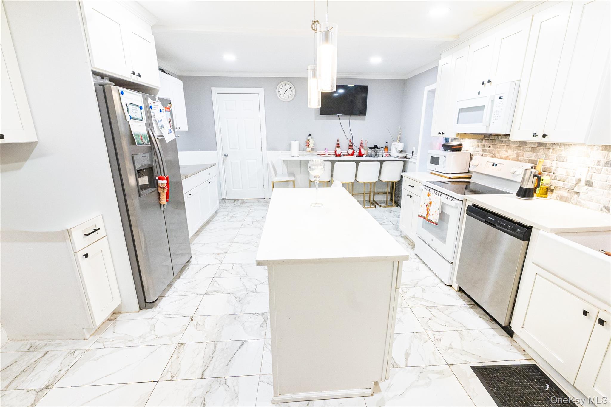 #6 photo, 163 Orchard Road, East Patchogue , NY 11772