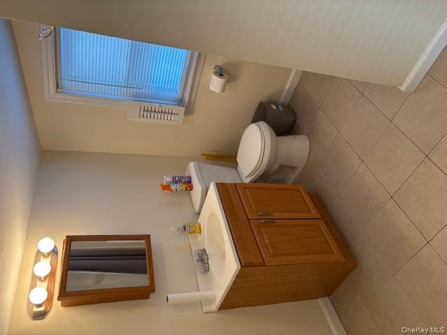 #11 photo, 3 Hudson Street, East Rockaway , NY 11518