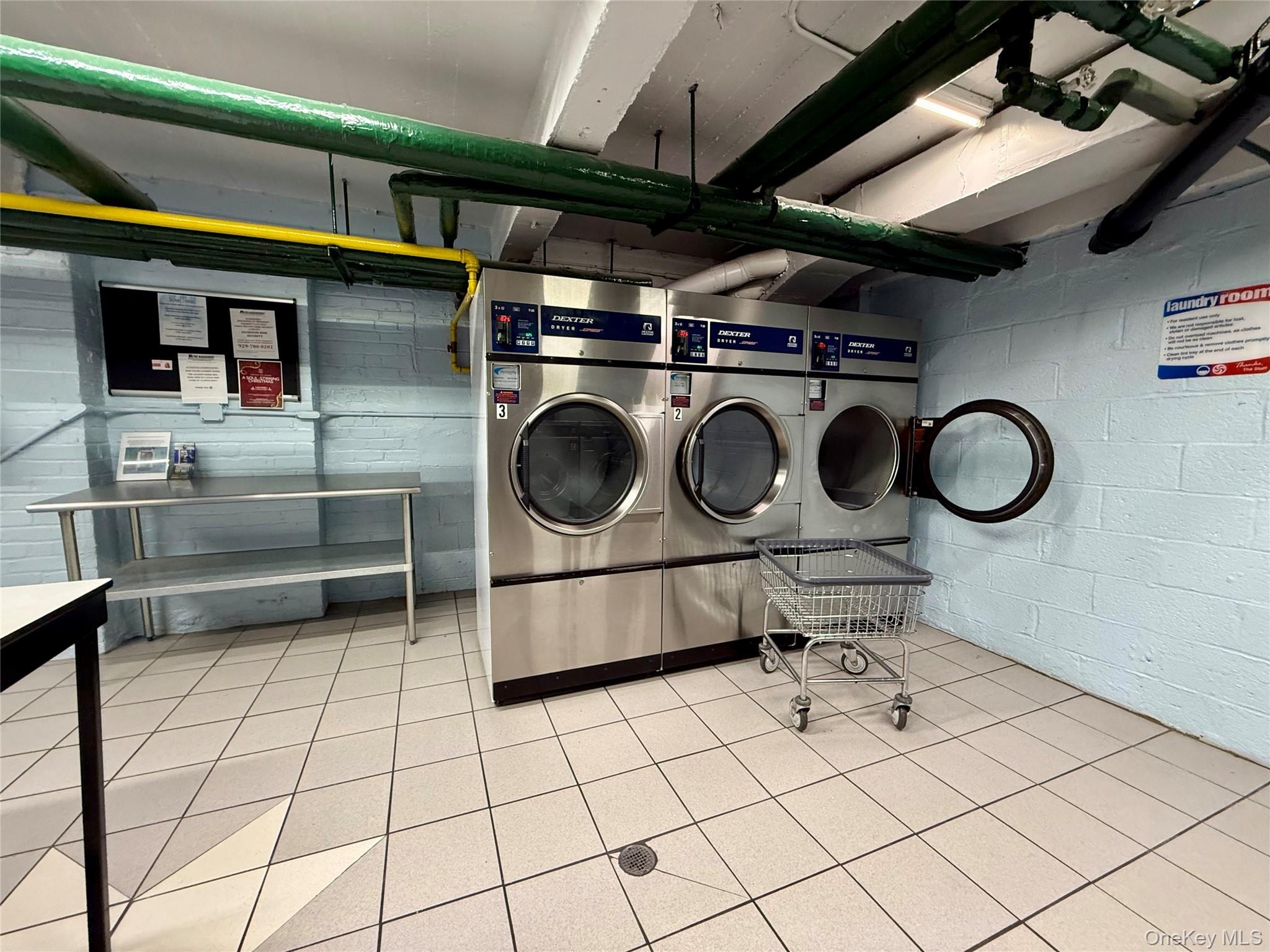 #20 photo, 112-30 Northern Boulevard, Corona , NY 11368