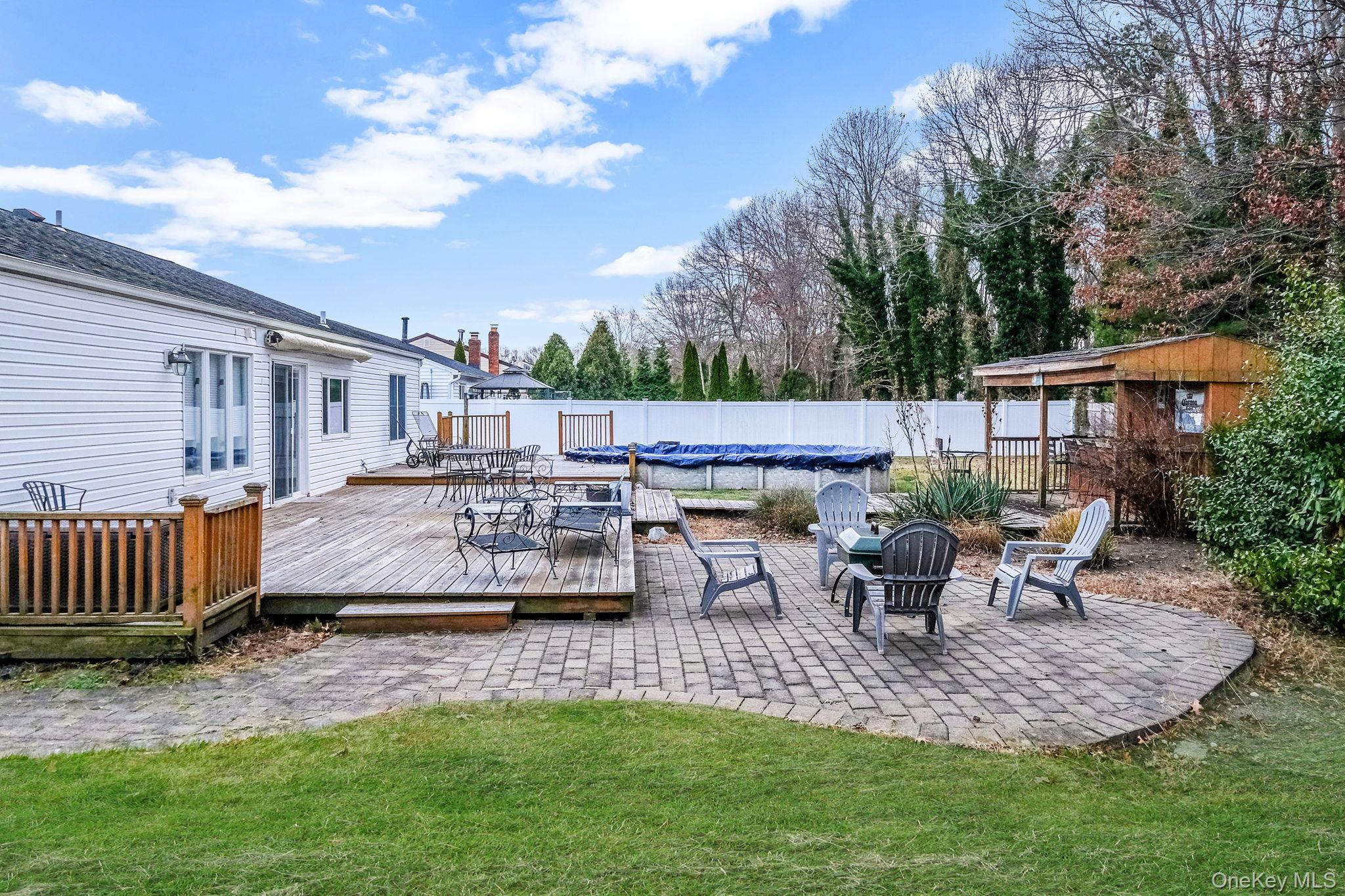 #13 photo, 32 San Rafael Avenue, Саффолк ‖ Holbrook , NY 11741