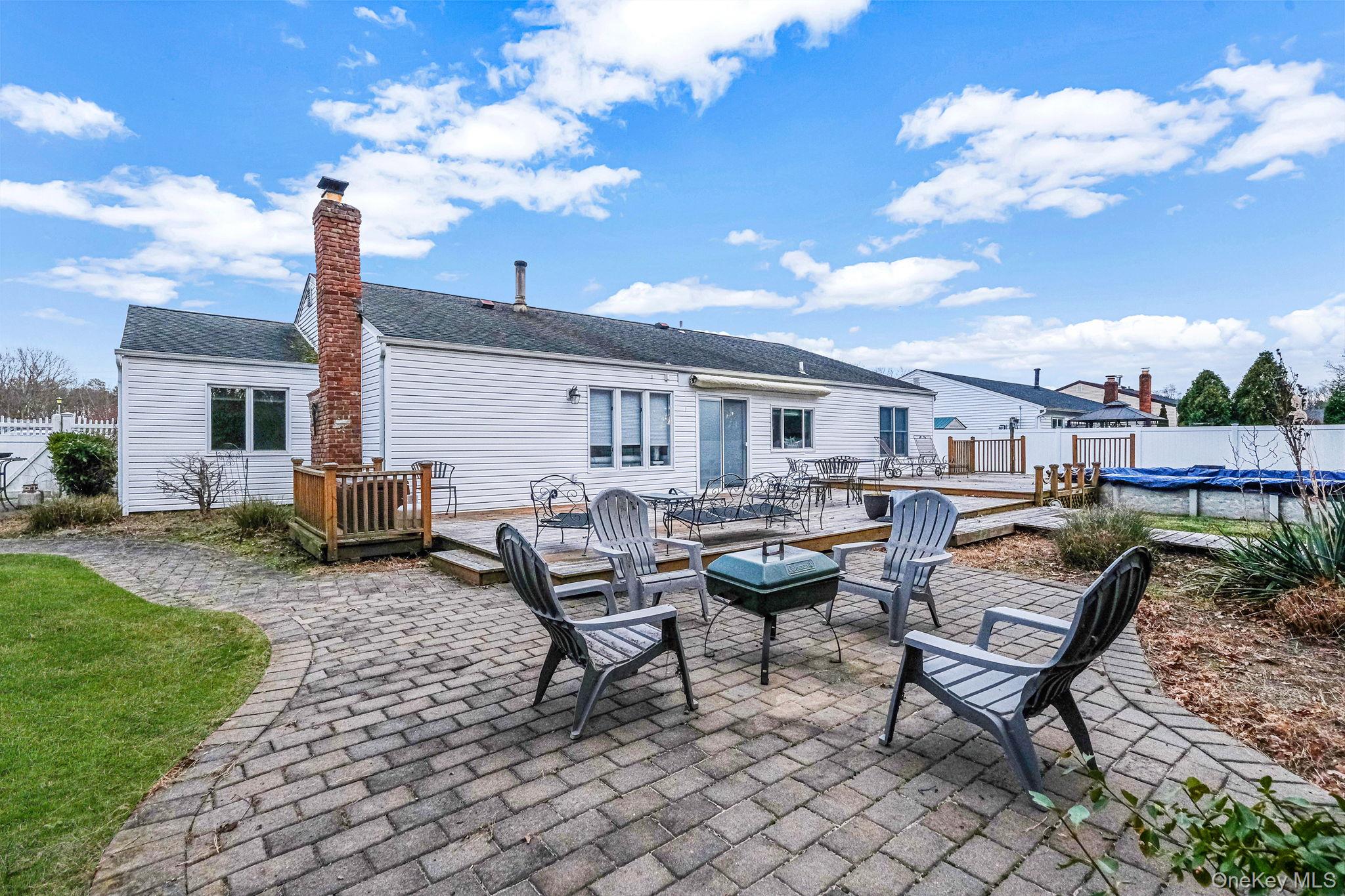 #18 photo, 32 San Rafael Avenue, Саффолк ‖ Holbrook , NY 11741