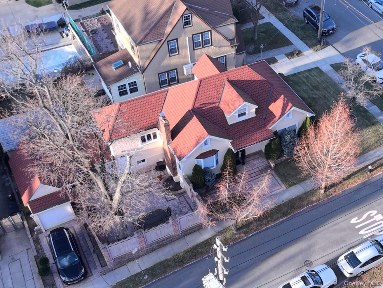 #1 photo, 4020 249th Street, Little Neck , NY 11363