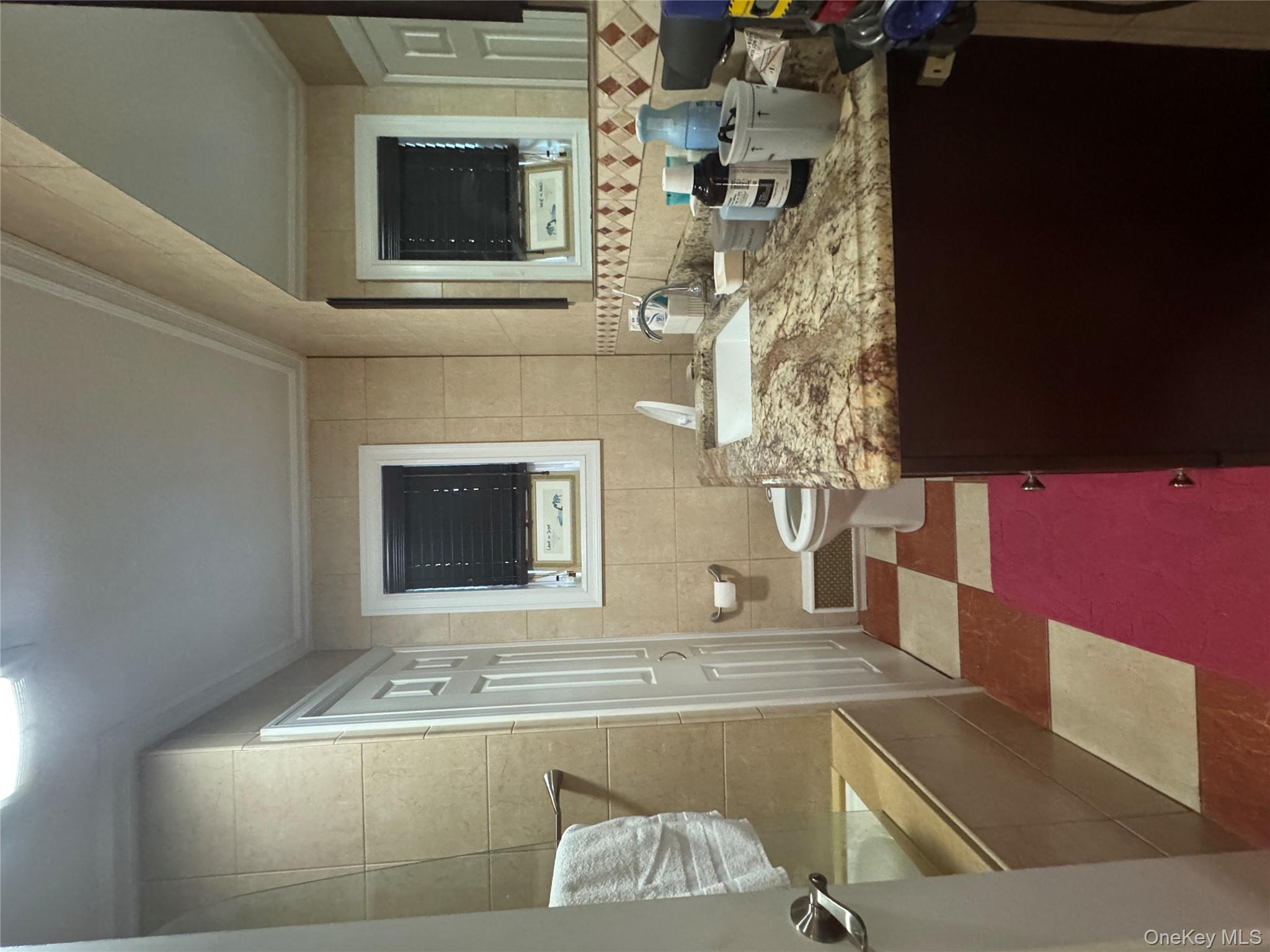 #9 photo, 4020 249th Street, Little Neck , NY 11363